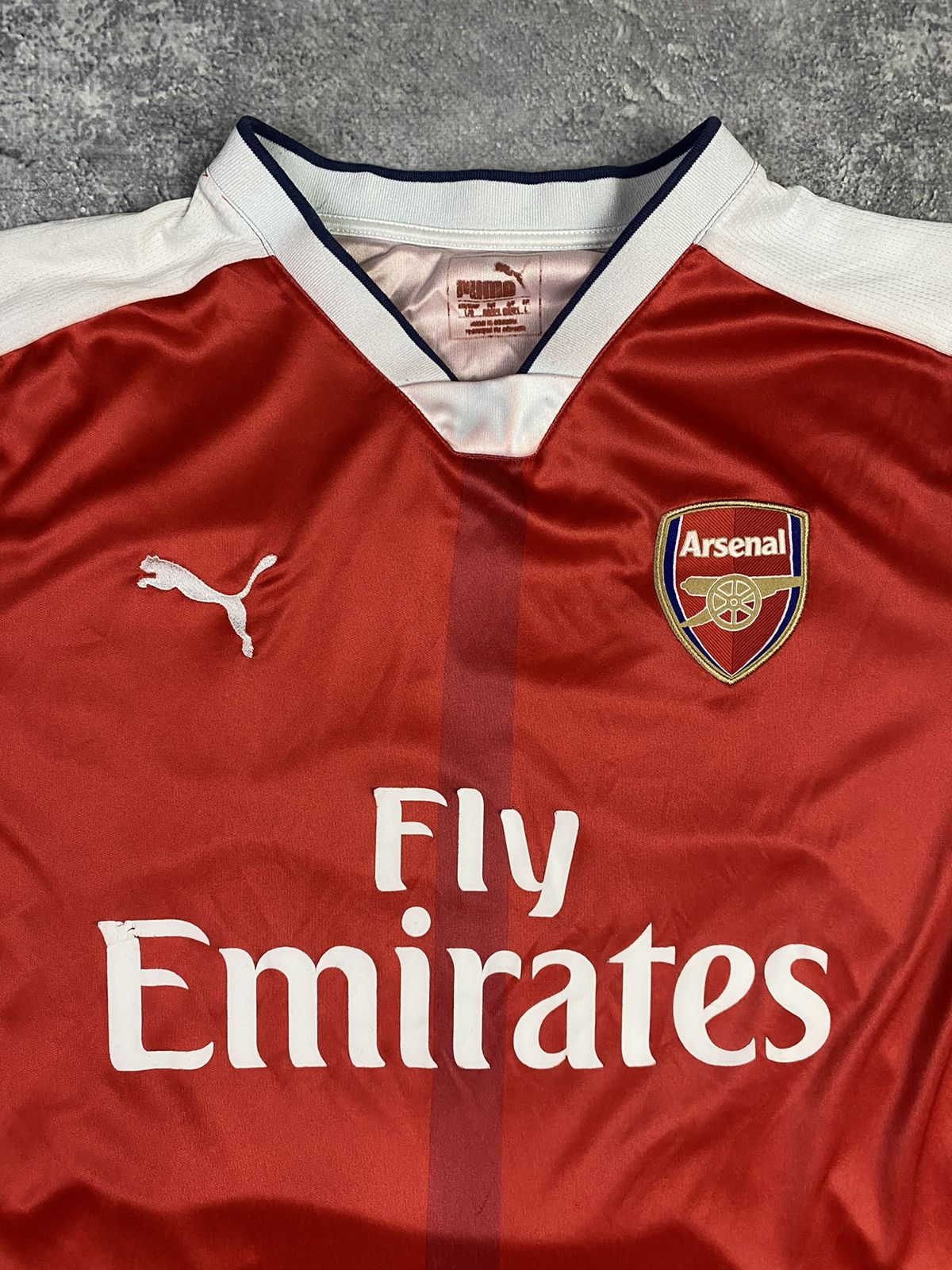 Puma × Vintage Puma Arsenal Fly Emirates Soccer Jersey Size US L / EU 52-54 / 3 - 5 Thumbnail