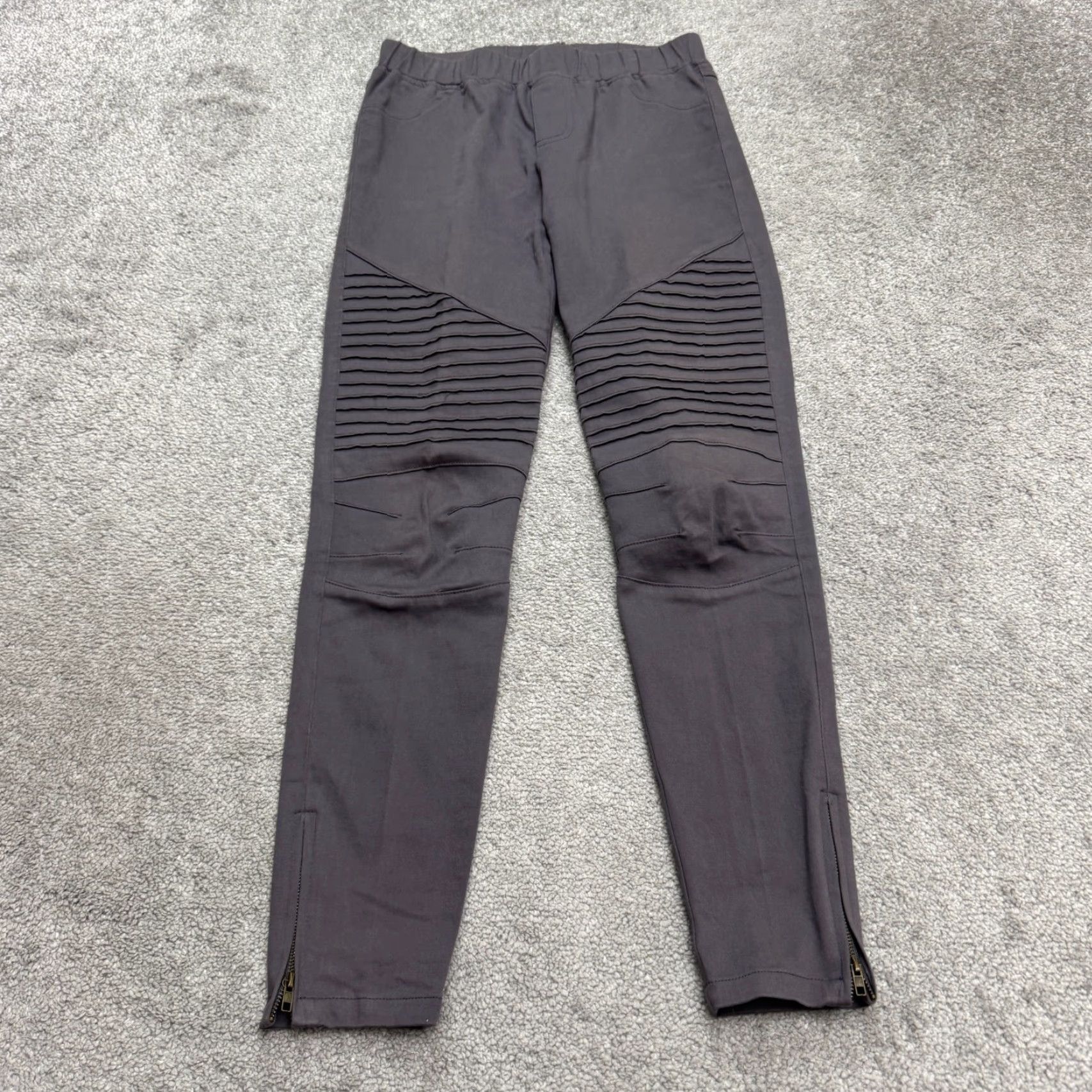 Vintage UMGEE Pants Womens Small Gray Cotton Spandex Pleated Pleated Pull On Mid Rise Ankle Stretch Casual Outdoor Motorcycle Size 28" / US 6 / IT 42 - 2 Thumbnail