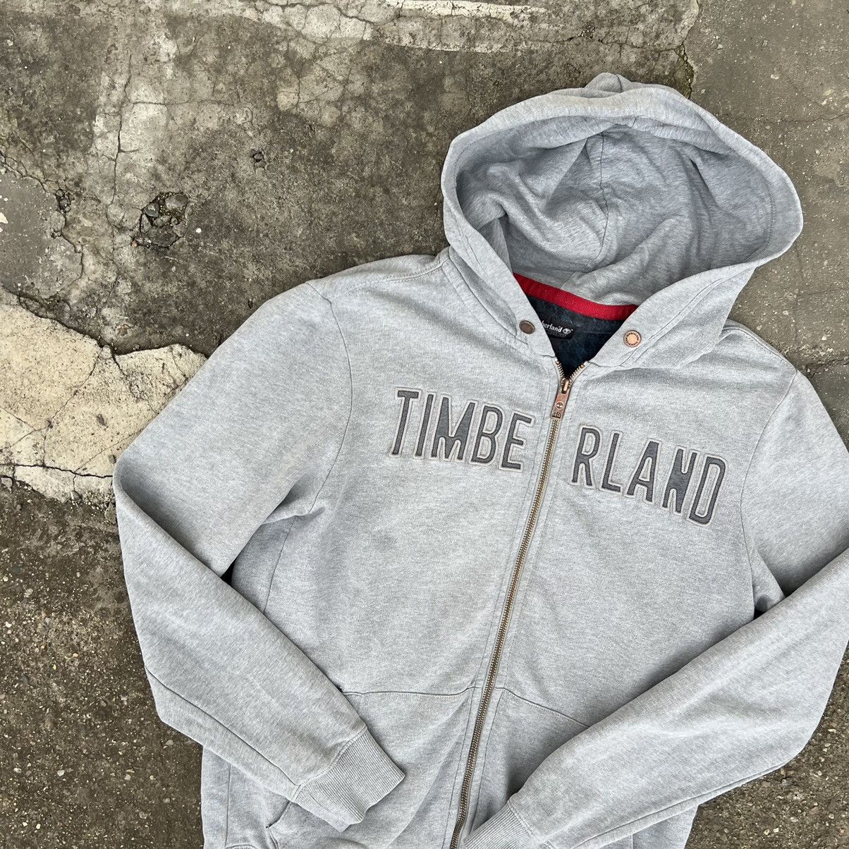 Timberland × Vintage VINTAGE Y2K TIMBERLAND BIG EMBROIDERY LOGO BASIC HOODIE Size US L / EU 52-54 / 3 - 5 Thumbnail