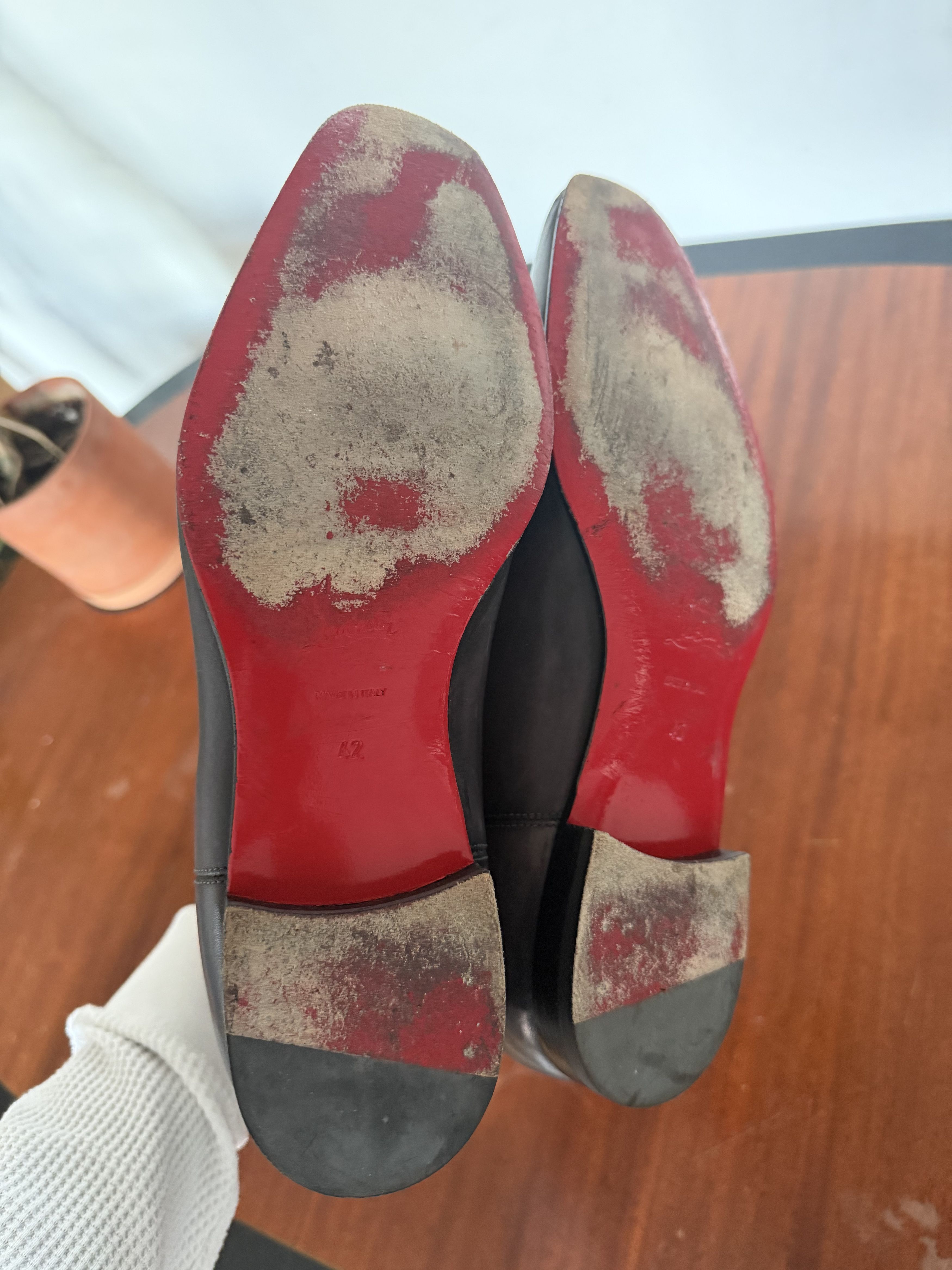 Christian Louboutin Christain Louboutin Distressed Chelsea Boots Size 42/ US 9 Size US 9 / EU 42 - 5 Thumbnail