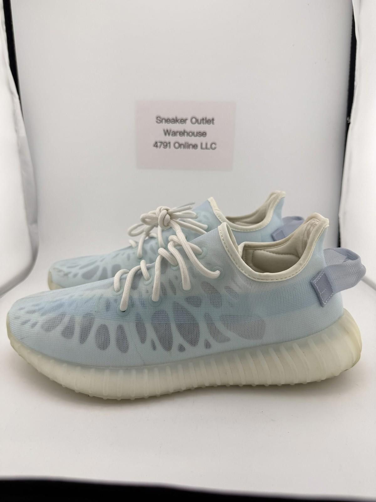 Adidas Yeezy 350 Mono Ice US 10.5 Used Size US 10.5 / EU 43-44 - 2 Thumbnail