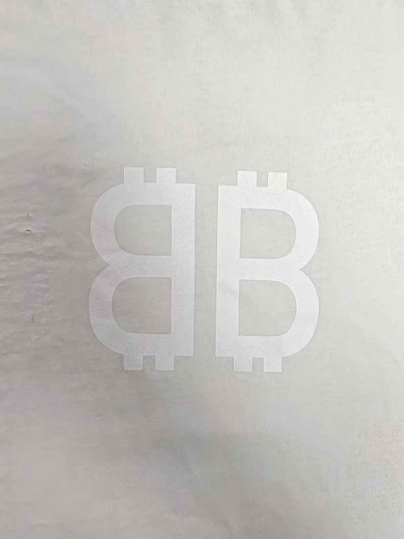 Balenciaga Balenciaga Mud-dyed bitcoins do old damage short sleeve T- Size US XS / EU 42 / 0 - 5 Thumbnail
