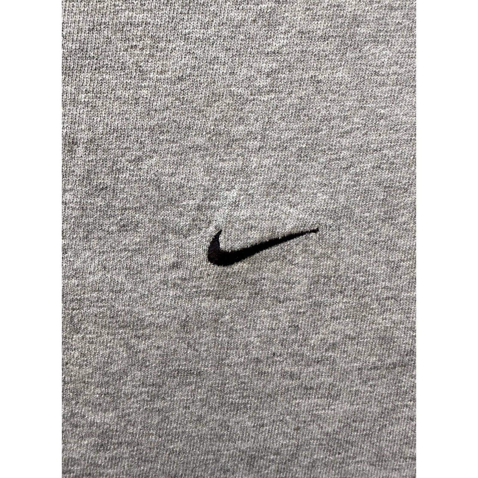 Nike VINTAGE Nike Gray Swoosh Tank Top Mens XXL Made In USA Embroidered Swoosh 90s Size US XL / EU 56 / 4 - 2 Thumbnail