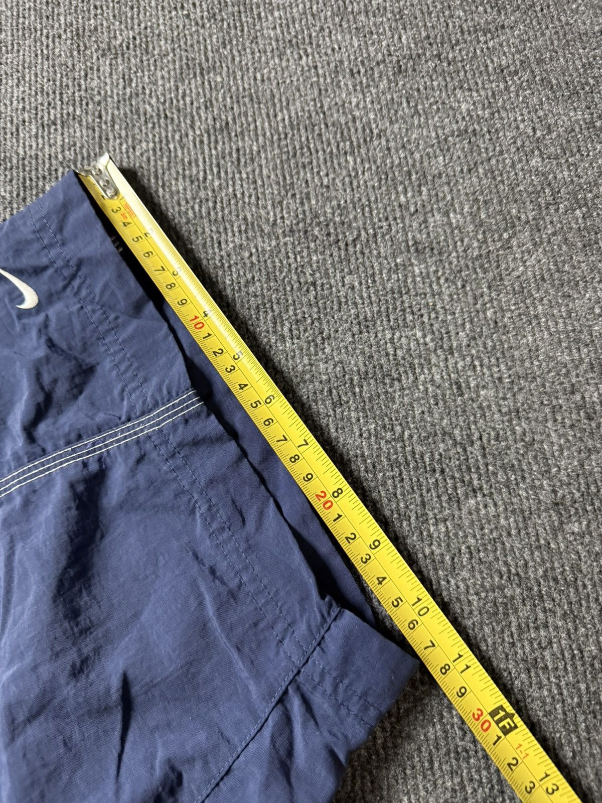 Nike Nike 00s Vintage Swim Shorts Navy Y2K Swoosh Size US 32 / EU 48 - 21 Thumbnail
