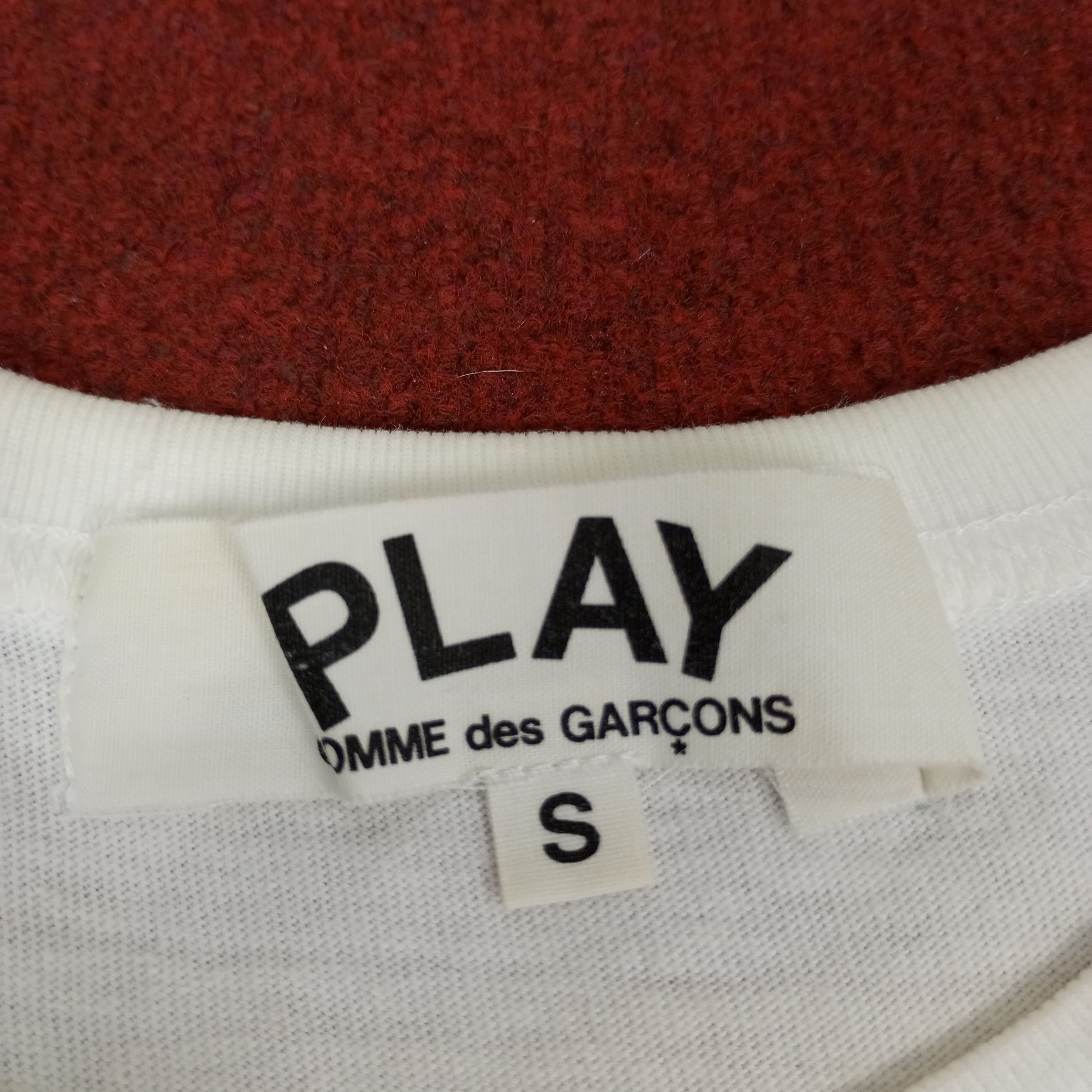 Comme des Garcons Play Comme Des Garcons Japanese Brand Logo Design Tshirt Size US XS / EU 42 / 0 - 6 Thumbnail