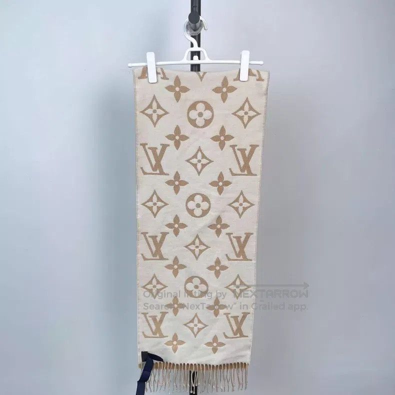 Louis Vuitton Louis Vuitton Creamy classic presbyopic double-faced cashm Size ONE SIZE - 5 Thumbnail