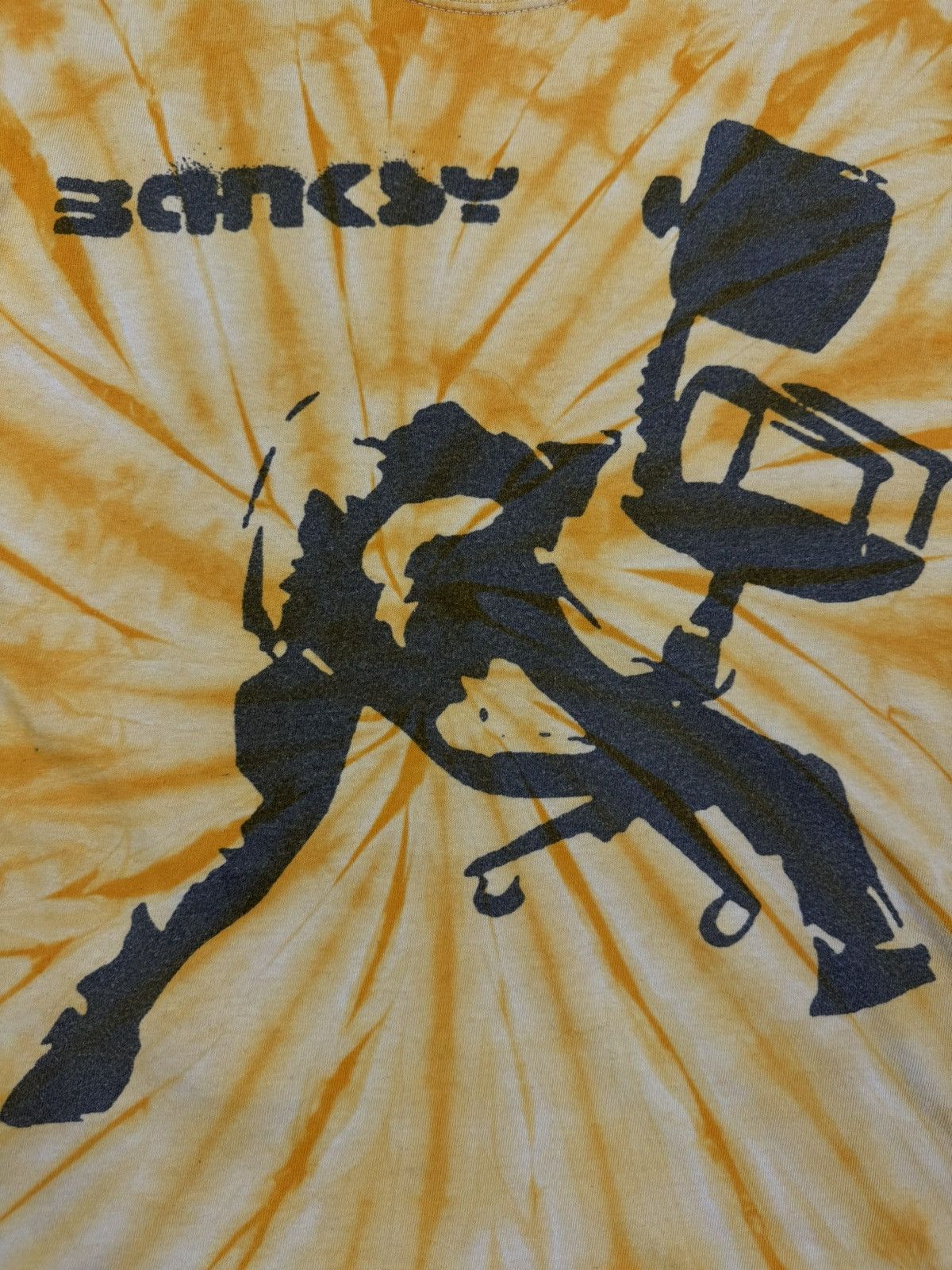 Other Y2K Banksy Chair Smash Tie-Dye T-Shirt Size US L / EU 52-54 / 3 - 5 Thumbnail