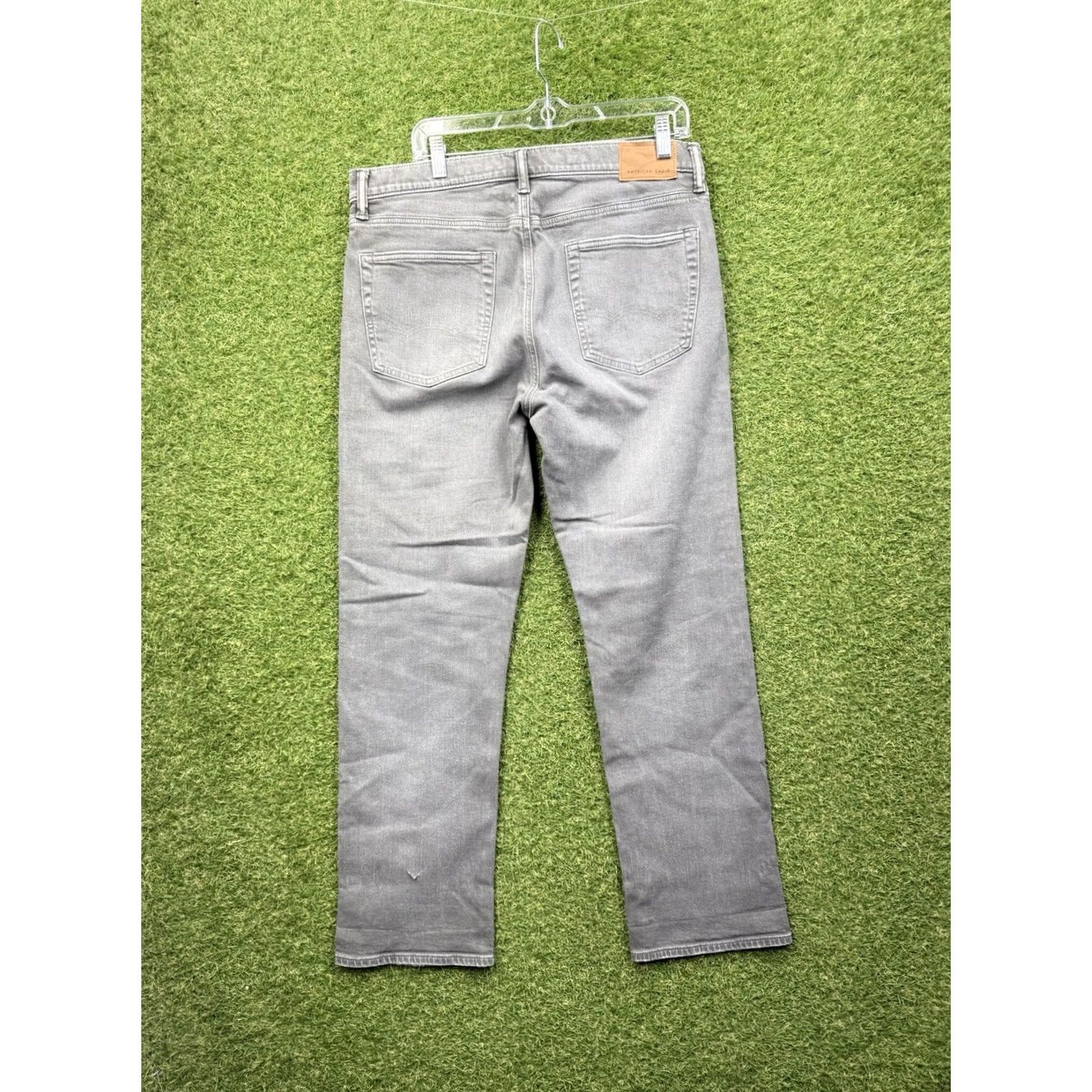American Eagle Outfitters American Eagle Outfitters Jeans Mens 32x32 AirFlex+ Original Straight Denim Stretch New Gray 32 Regular Mens Jeans Size US 32 / EU 48 - 2 Thumbnail