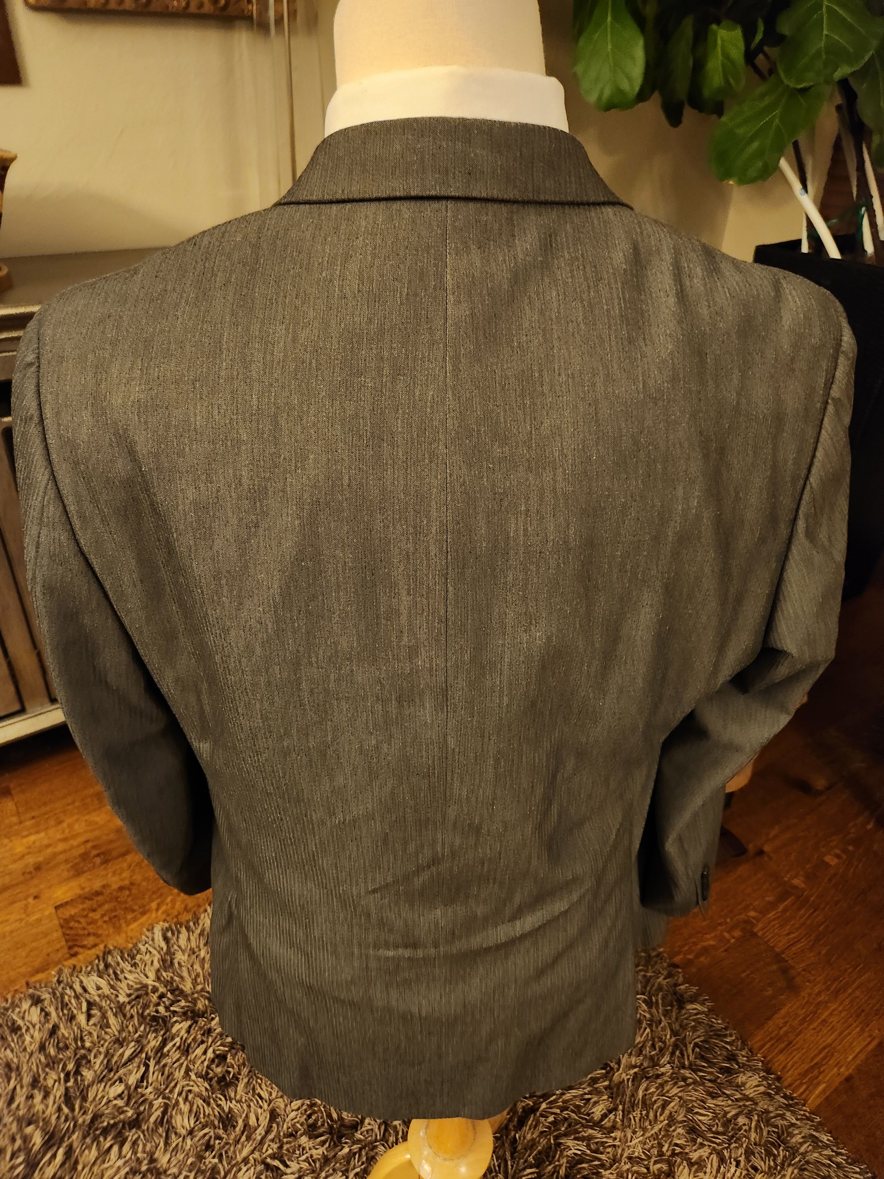 Joseph Abboud Vintage 2 Button Gray Subtle Striped Suit Size 44R - 3 Thumbnail