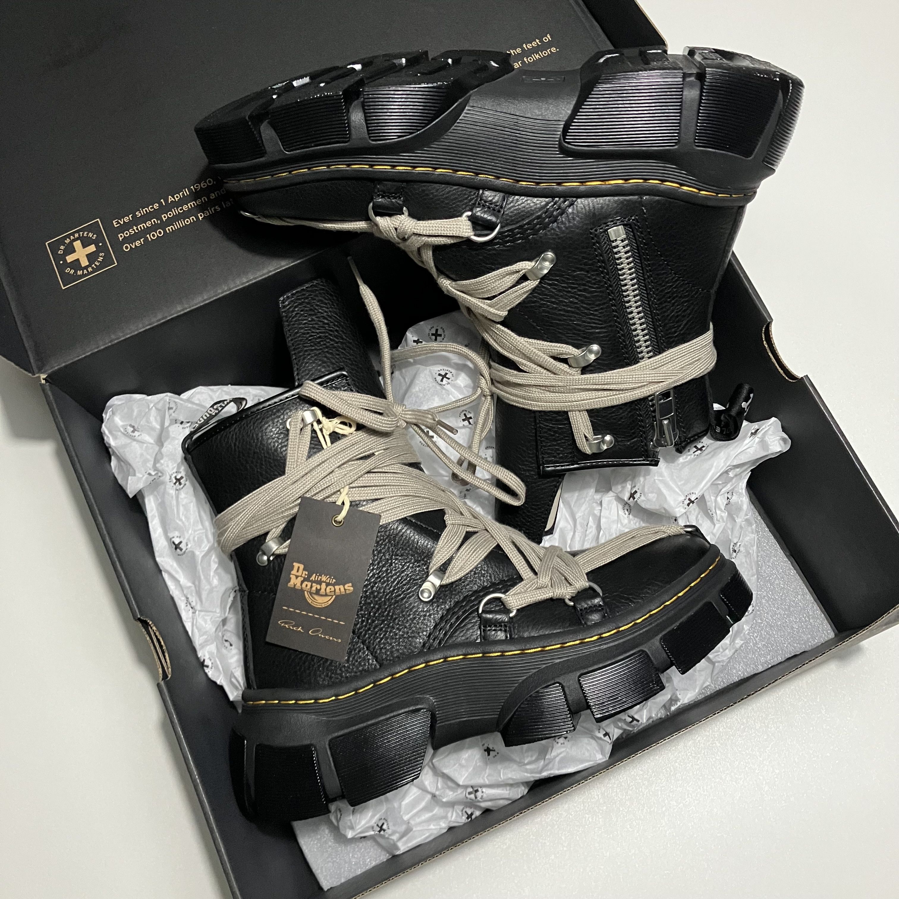 Rick Owens RICK OWENS x DR. MARTENS 1460 DMXL Mega Lace Leather 