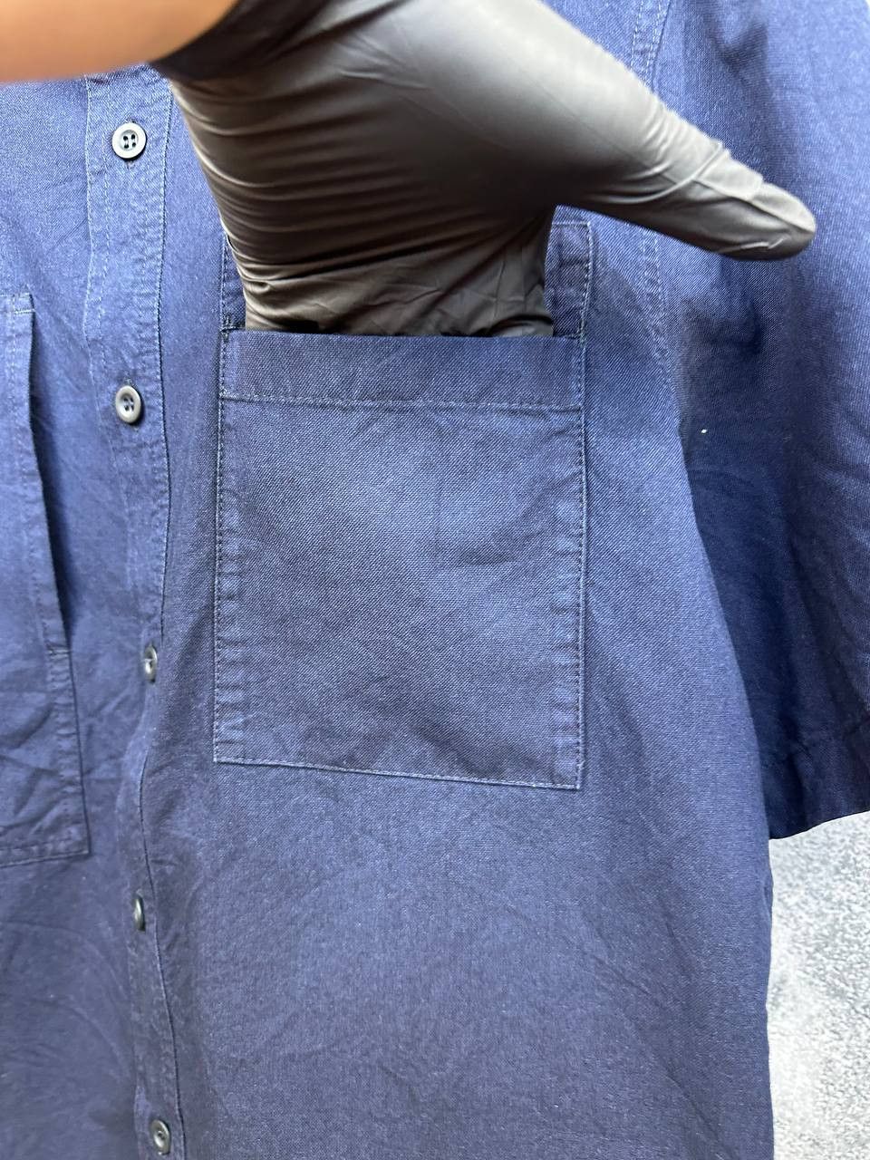 Private White V.C. Private White V.C. “Shirting” Navy Short-Sleeve Shirt Size US L / EU 52-54 / 3 - 9 Thumbnail