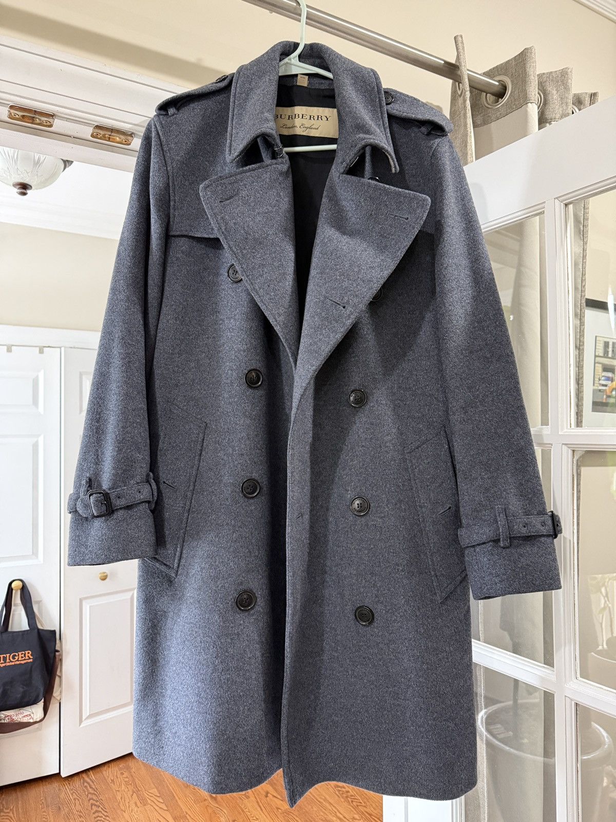 Burberry Burberry Wool Cashmere Grey Coat Size US S / EU 44-46 / 1 - 1 Thumbnail