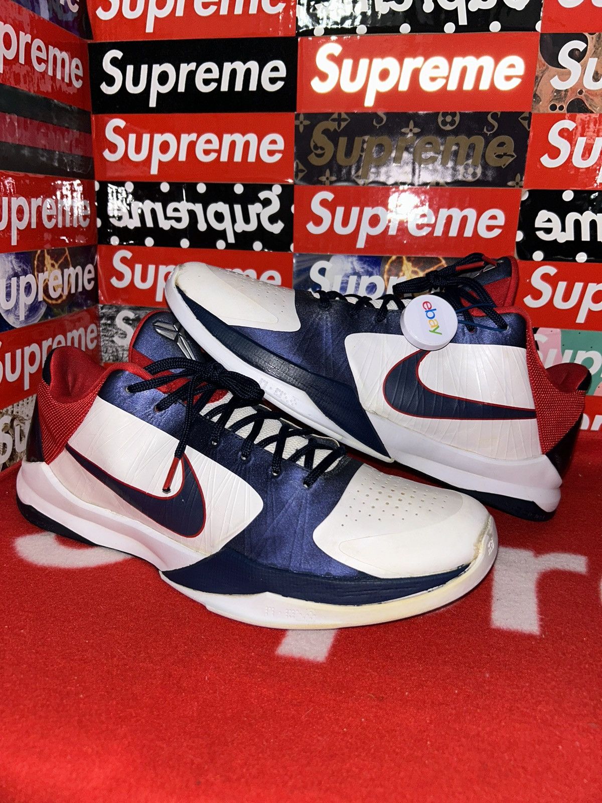 Nike Nike Zoom Kobe 5 USA 386429-103 size 12.5 2010 release Size US 12.5 / EU 45-46 - 1 Thumbnail