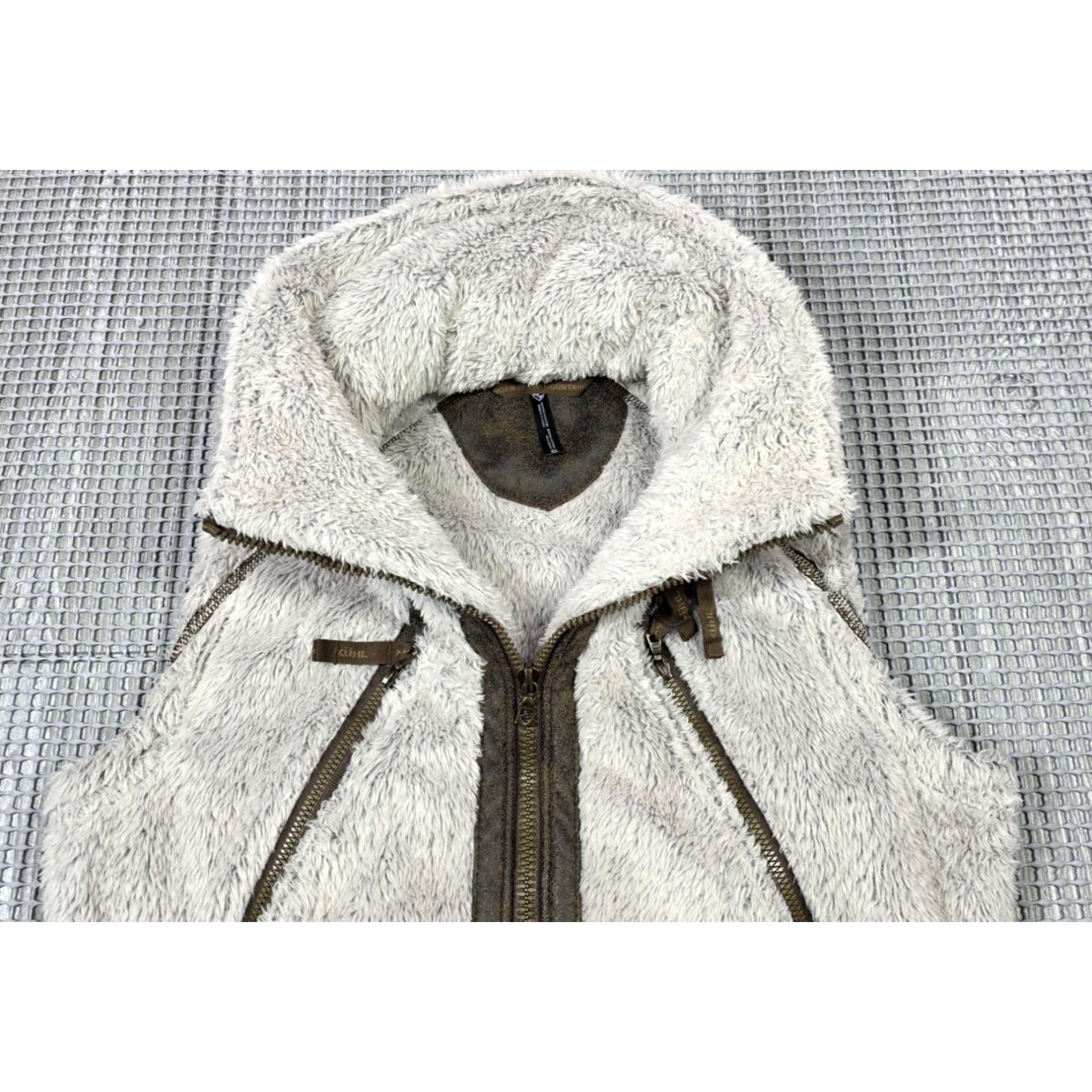 Vintage Kuhl Vest Womens Flight S High Pile Fleece Faux Fur Hooded Full Zip Beige Port Port Size S / US 4 / IT 40 - 4 Thumbnail