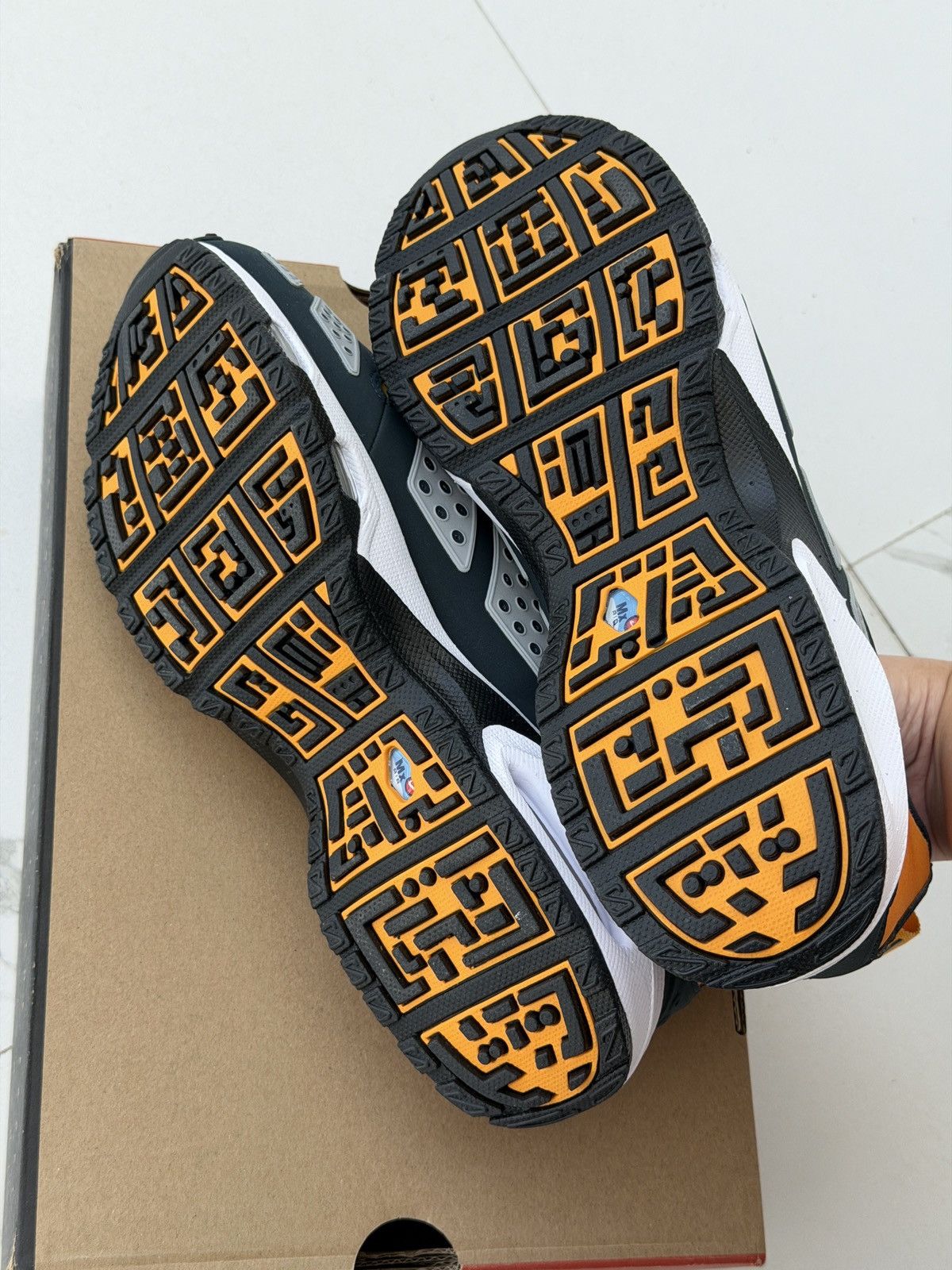 Nike Nike Air Max SNDR Shoes Size US 9 / EU 42 - 10 Thumbnail