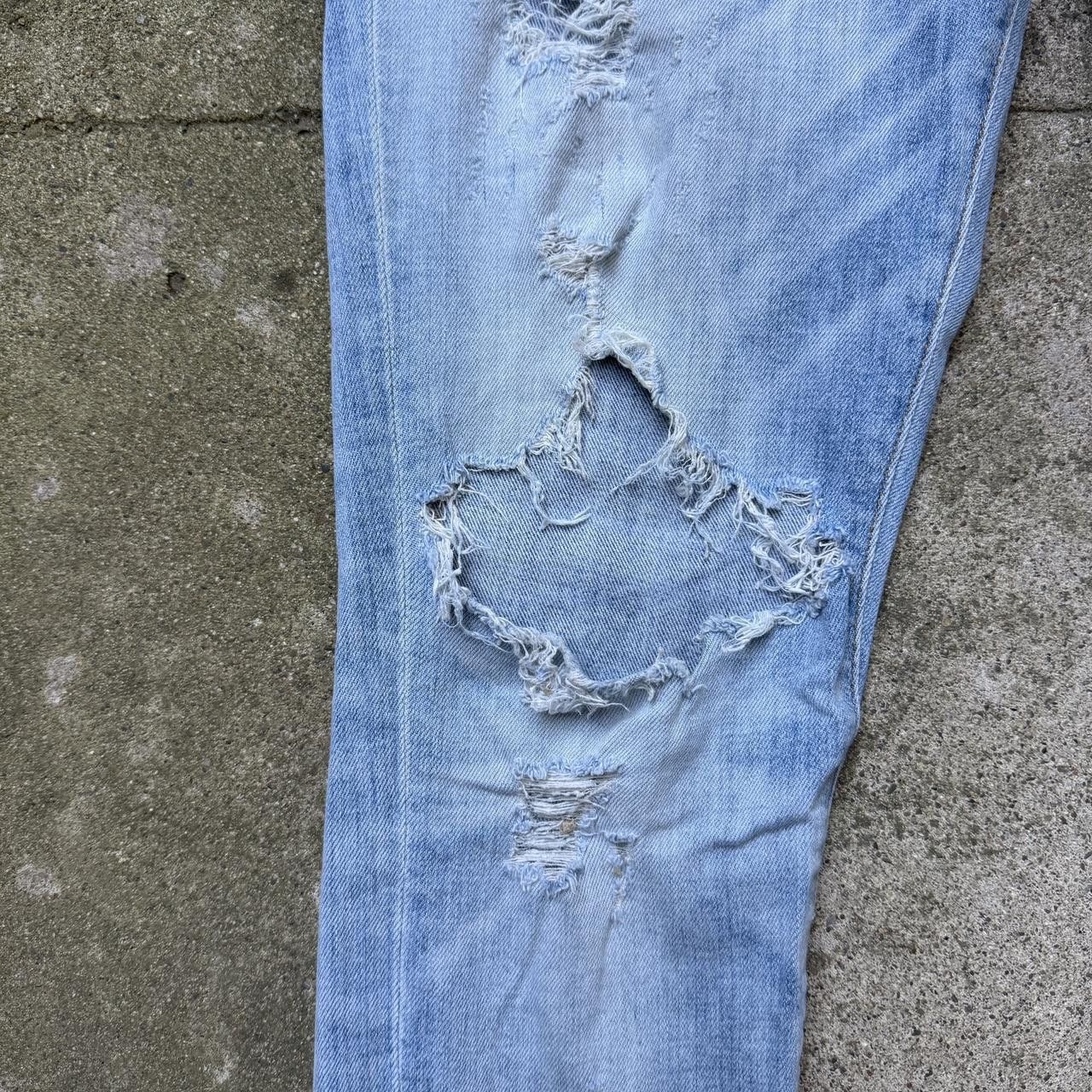 Amiri amiri destroyed thrashed light blue wash skinny jeans Size US 32 / EU 48 - 6 Thumbnail