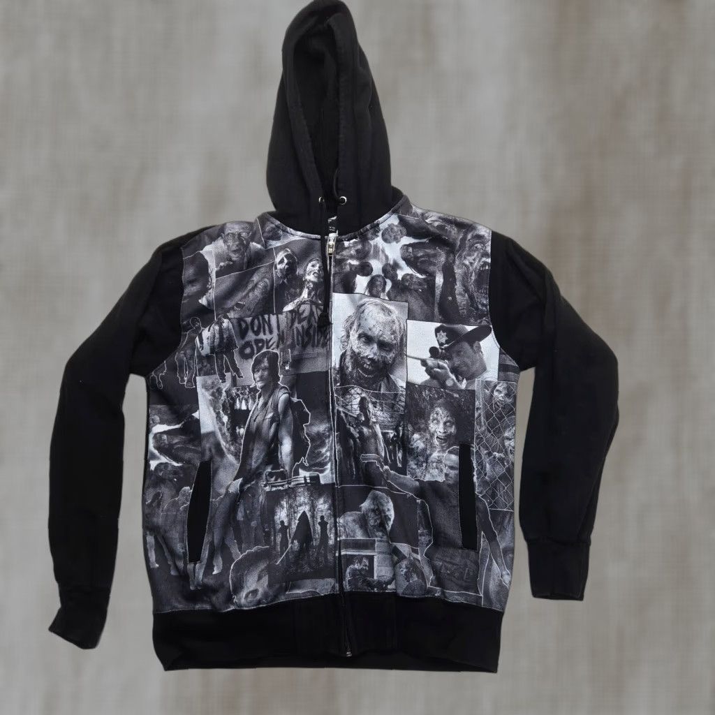 Vintage VINTAGE The Walking Dead Hoodie Daryl Image Sublimation ZIP Large Black Graphic Mens L Hoodie Size US L / EU 52-54 / 3 - 1 Thumbnail