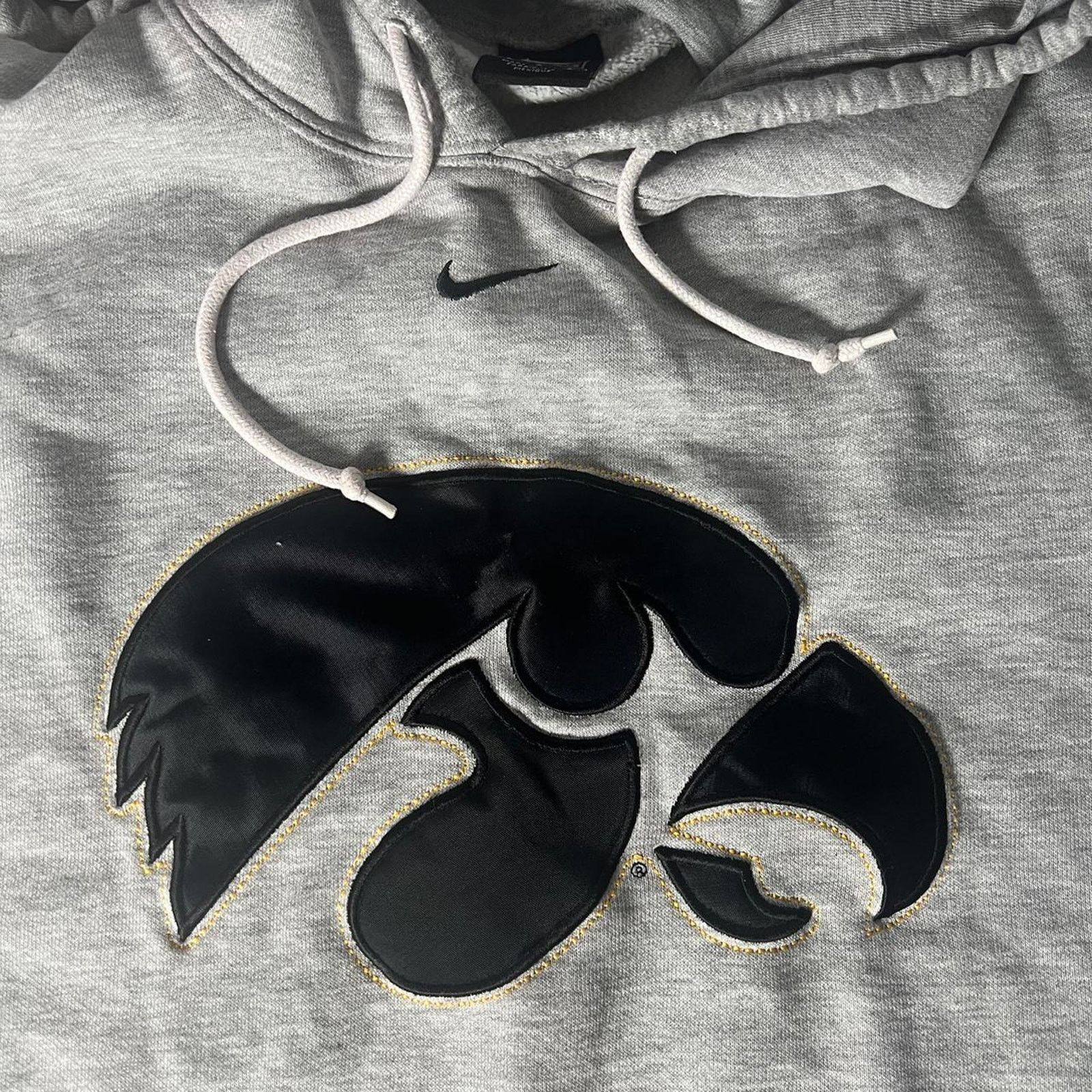 Nike nike centerswoosh hoodie University of Iowa vintage Size US L / EU 52-54 / 3 - 2 Thumbnail