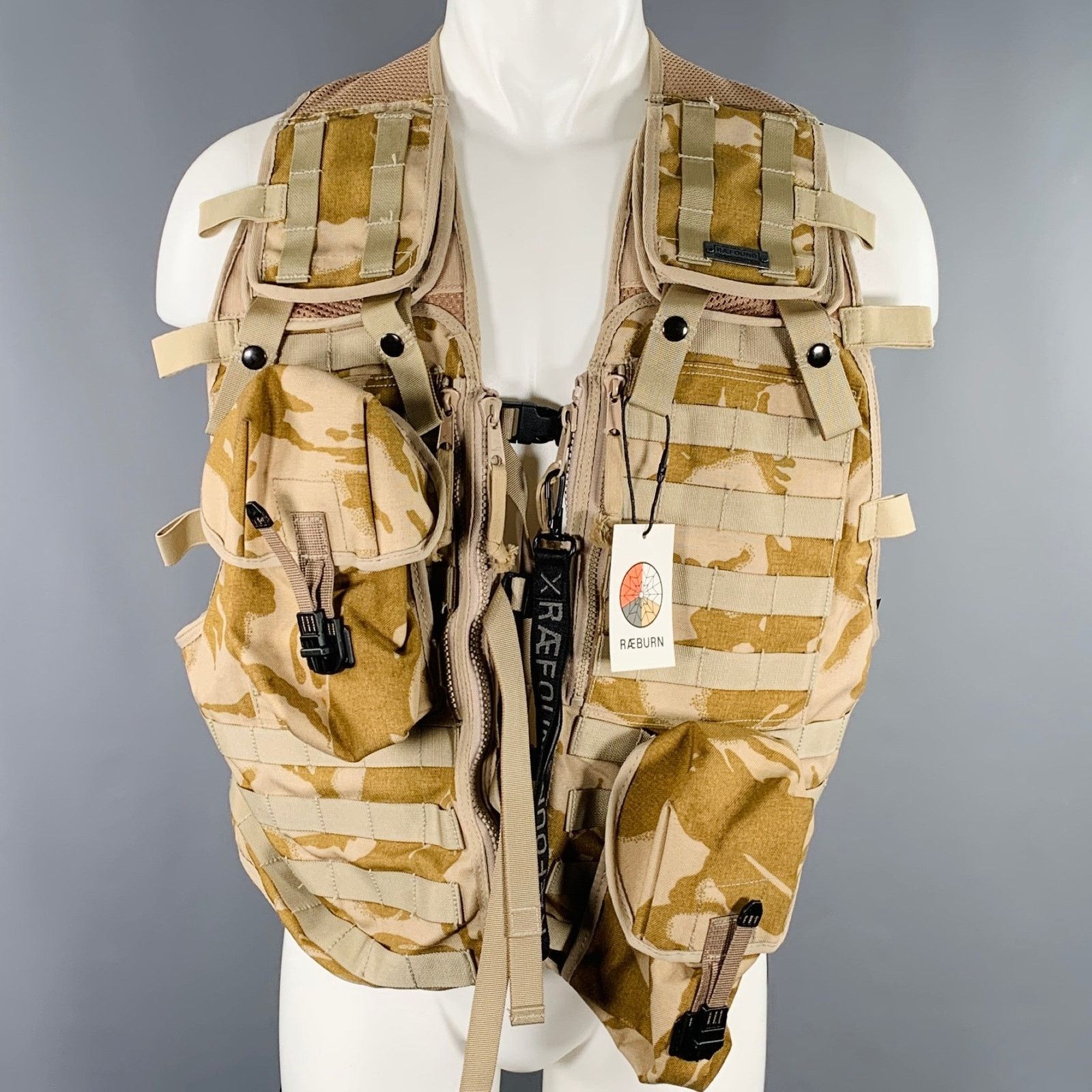 Christopher Raeburn CHRISTOPHER RAEBURN M Beige Camel Camo Mesh Utility Vest Size US M / EU 48-50 / 2 - 1 Thumbnail