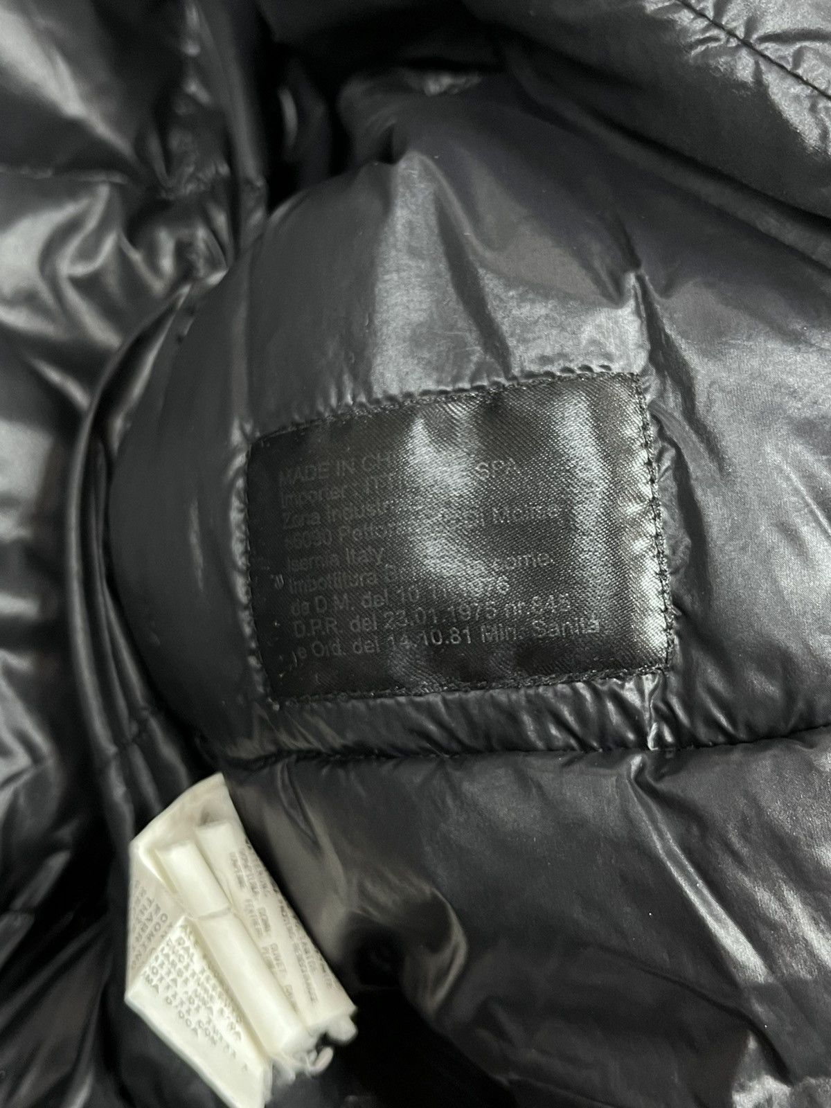 GF Ferre Vintage GF Ferre Real Down Puffer Jacket Gianfranco Ferre Size S / US 4 / IT 40 - 14 Thumbnail