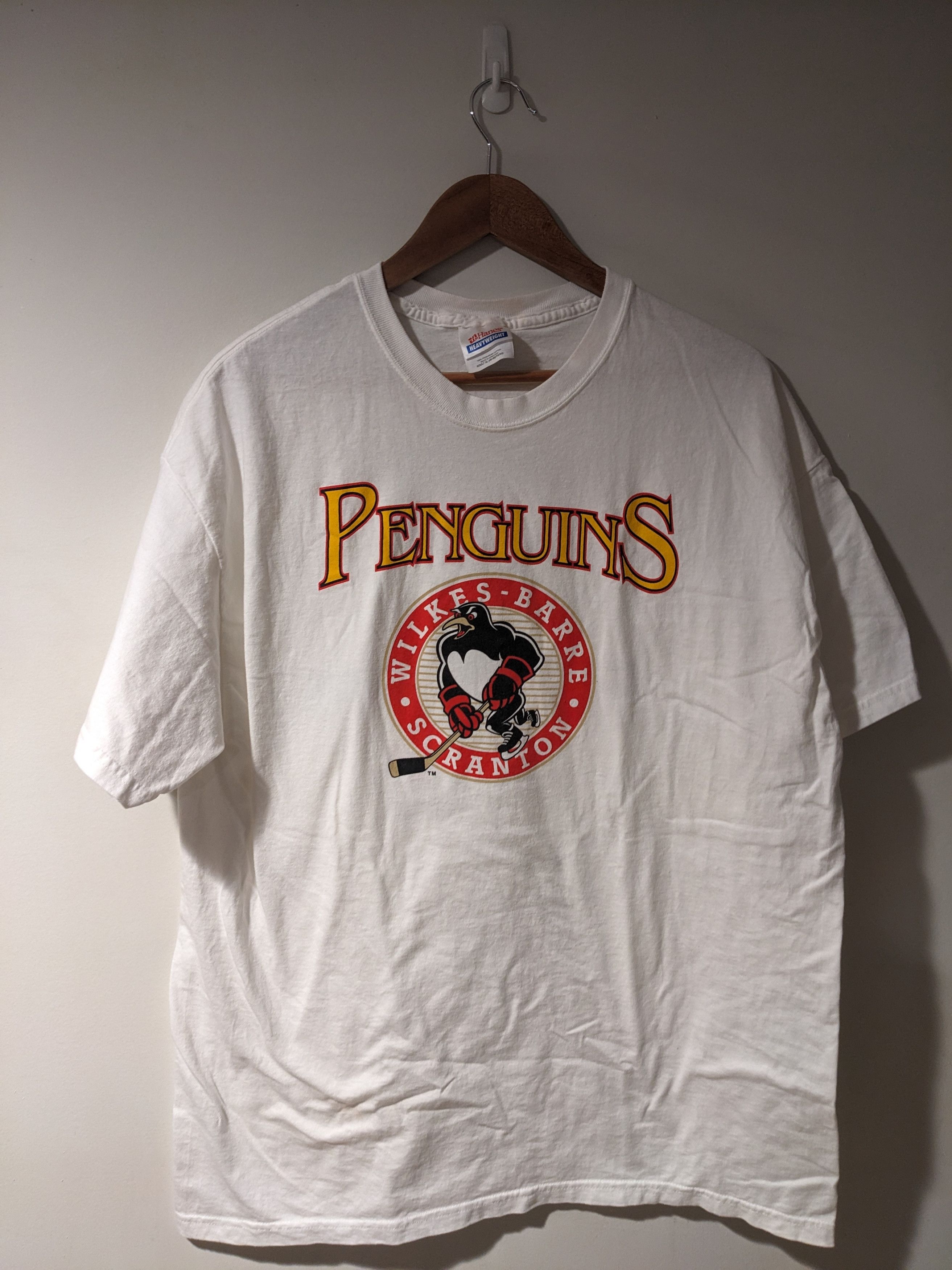 Vintage Vintage Y2K Wilkes-Barre Scranton Penguins Hockey T-Shirt Size US XL / EU 56 / 4 - 1 Thumbnail