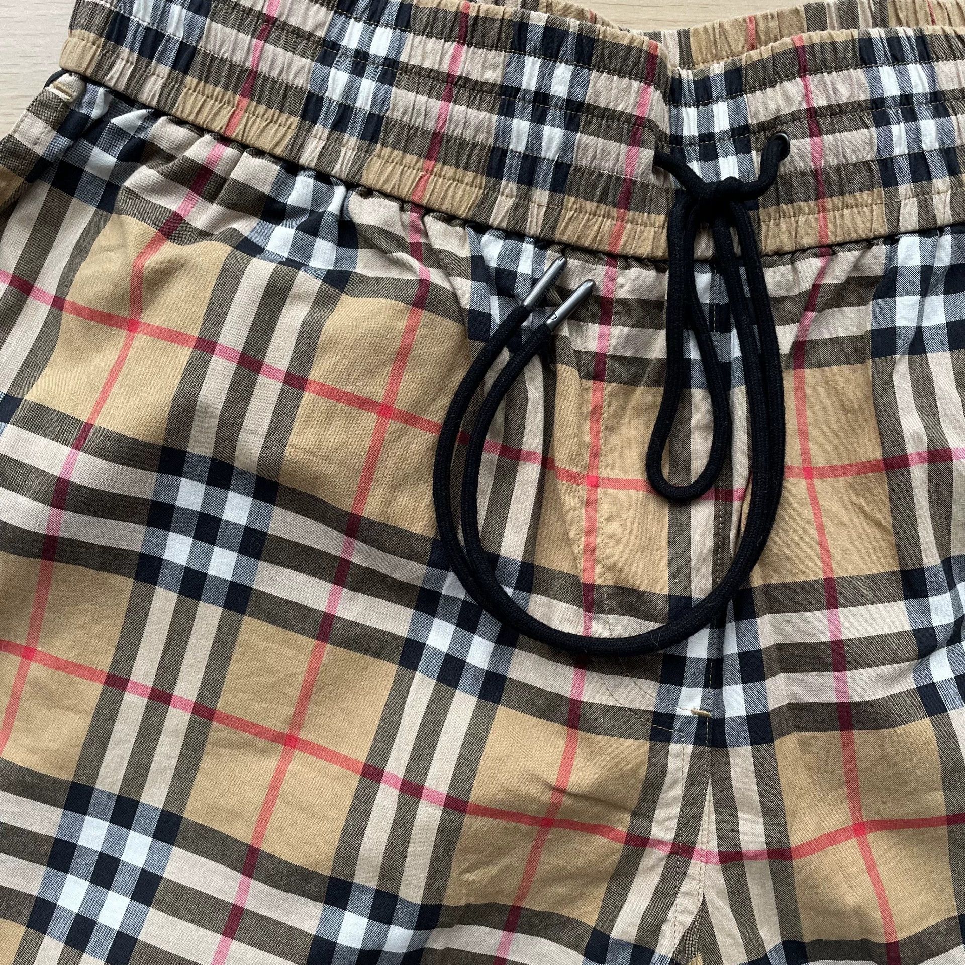 Burberry Burberry 95% New Check Shorts 38 Size 26" / US 2 / IT 38 - 3 Thumbnail