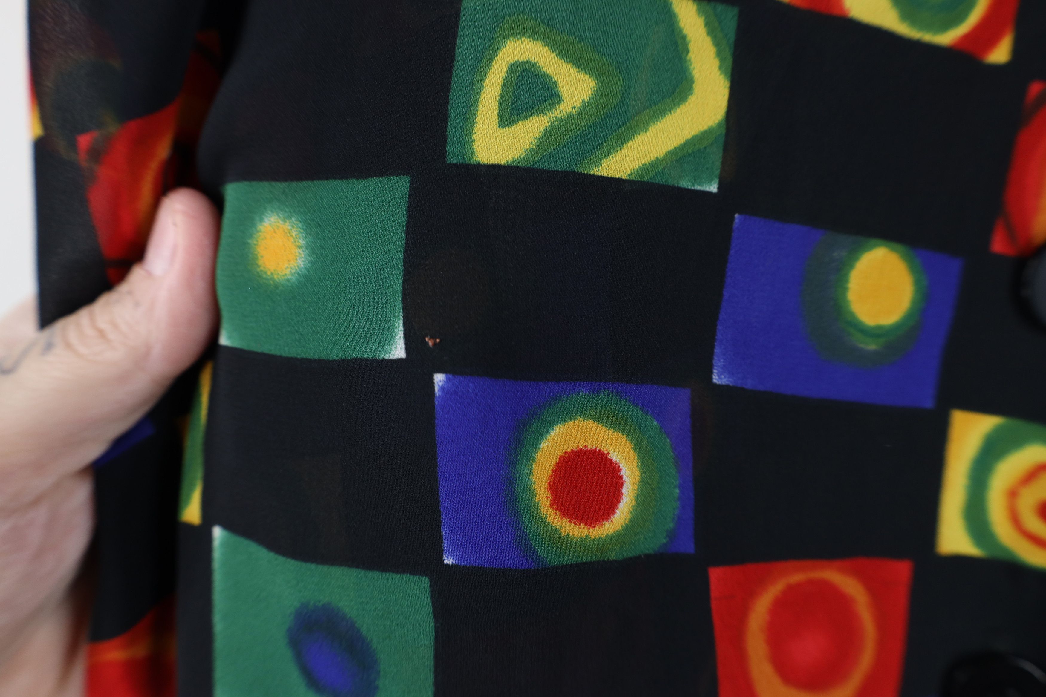 Vintage Vintage 90s Streetwear Geometric Collared Button Shirt Size M / US 6-8 / IT 42-44 - 5 Thumbnail