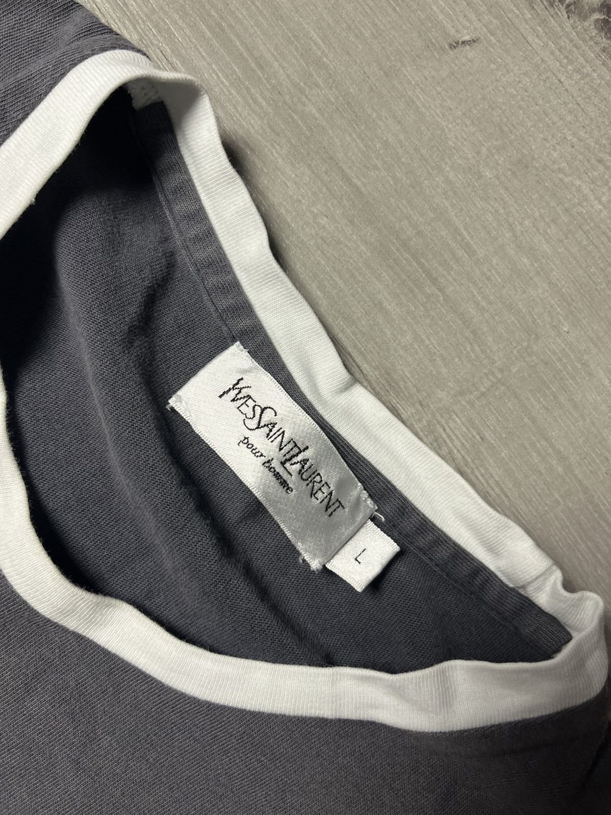 Yves Saint Laurent Yves saint laurent tshirt small logo size Large Size US L / EU 52-54 / 3 - 4 Thumbnail