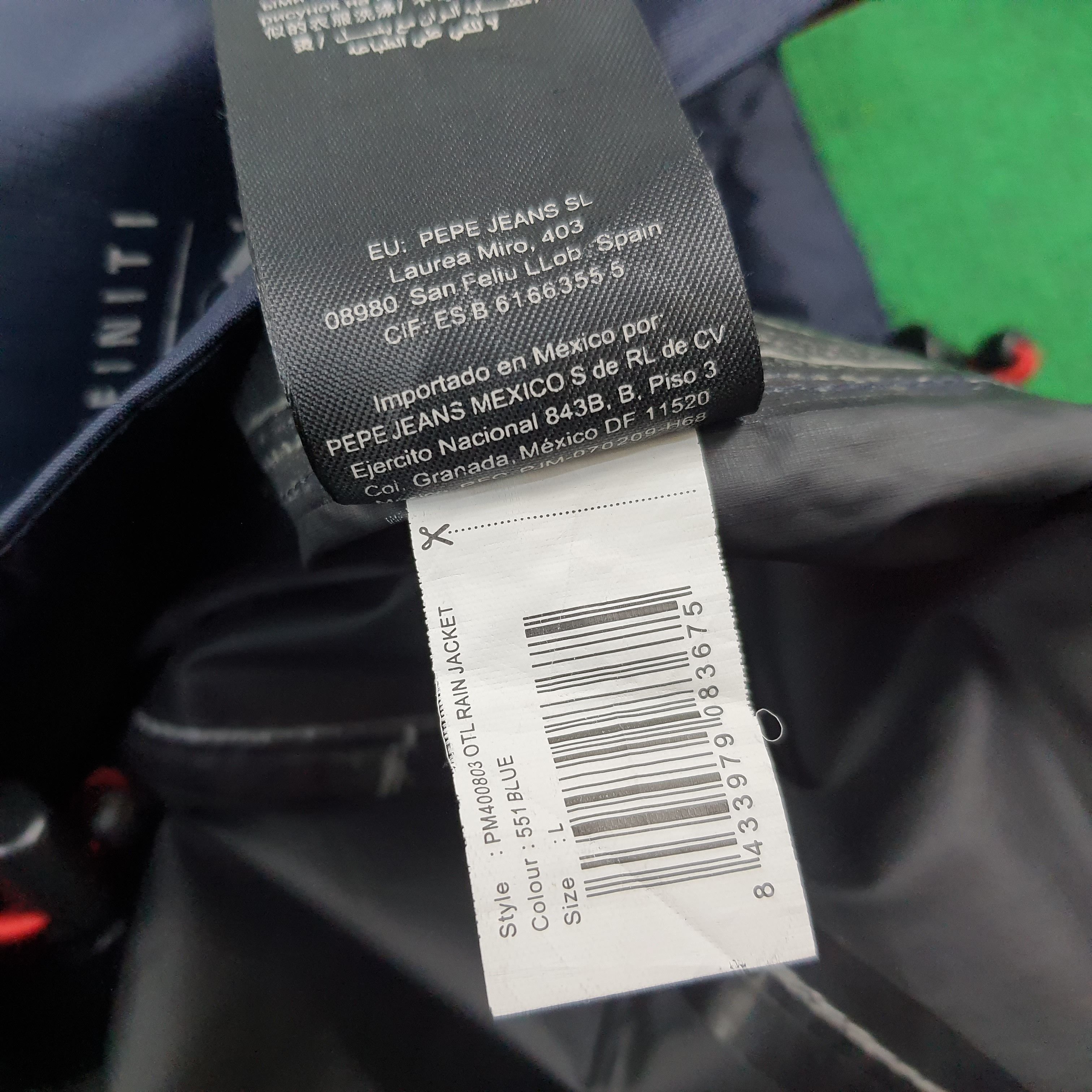 Pepe Jeans × Red Bull × Vintage Vintage Pepe Jeans Red Bull Rain Coat Hoodie Jacket Size US L / EU 52-54 / 3 - 9 Thumbnail
