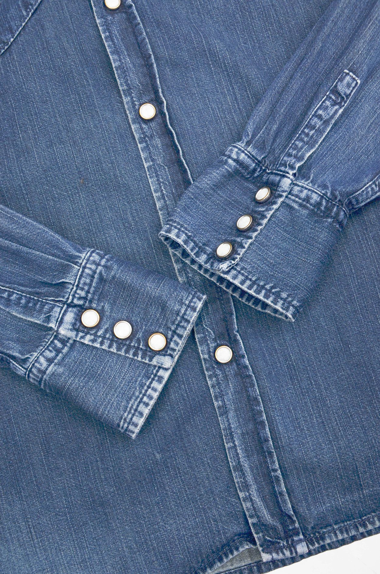Levi's Levi’s Patched Western Denim Shirt – Made in Italy – L Size US L / EU 52-54 / 3 - 3 Thumbnail