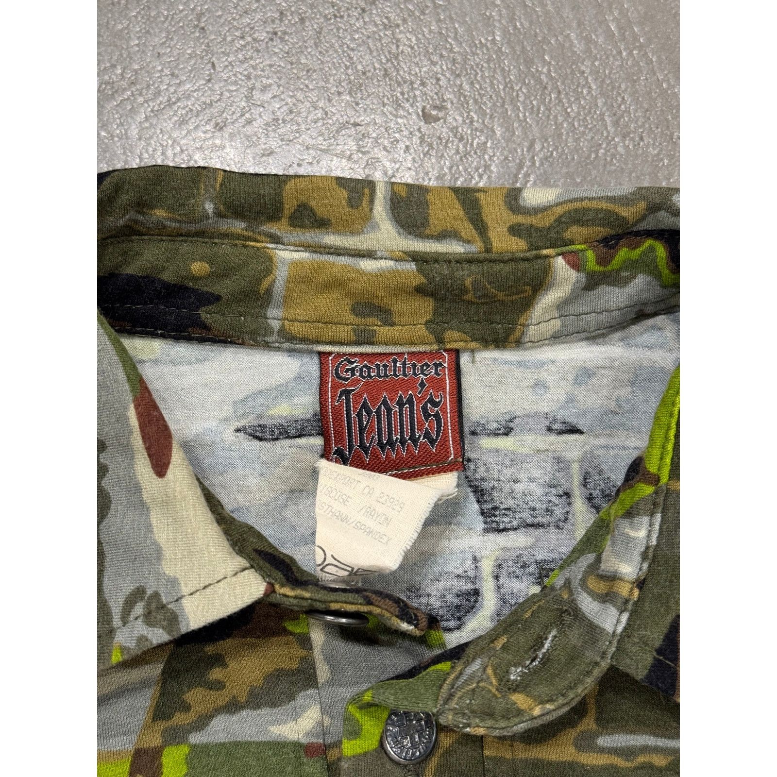 Jean Paul Gaultier F/W1997 Jean Paul Gaultier “fight racism” shirt Size US S / EU 44-46 / 1 - 5 Thumbnail