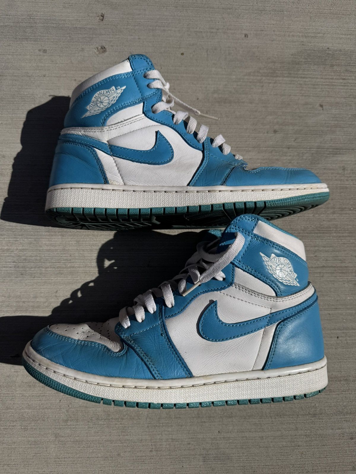 Jordan Brand JORDAN 1 RETRO HIGH OG UNC UNIVERSITY BLUE 2015 SIZE 8 Size US 8 / EU 41 - 1 Thumbnail