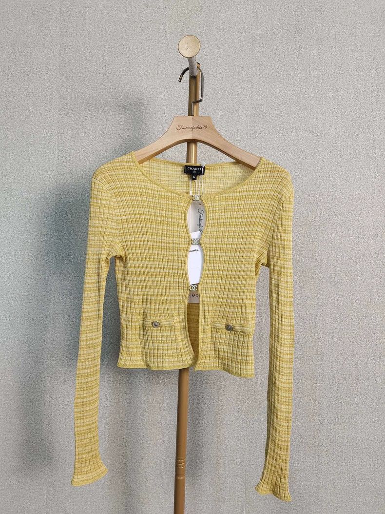 Chanel Chanel Yellow Knit Cardigan Size 34 Size US XS / EU 42 / 0 - 1 Thumbnail