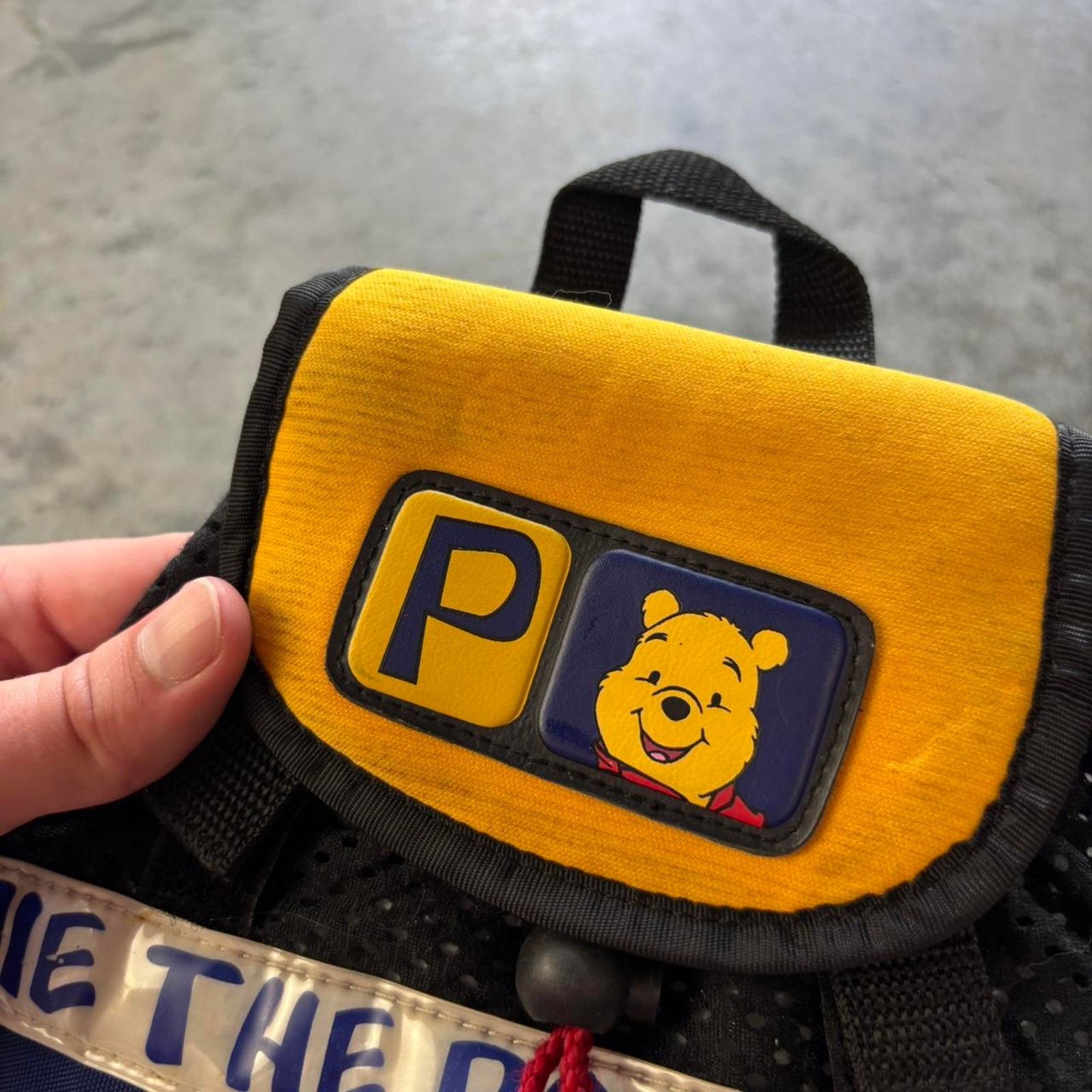 American Retro × Disney × Vintage 90s Disney Winnie The Pooh Bag Size ONE SIZE - 2 Thumbnail