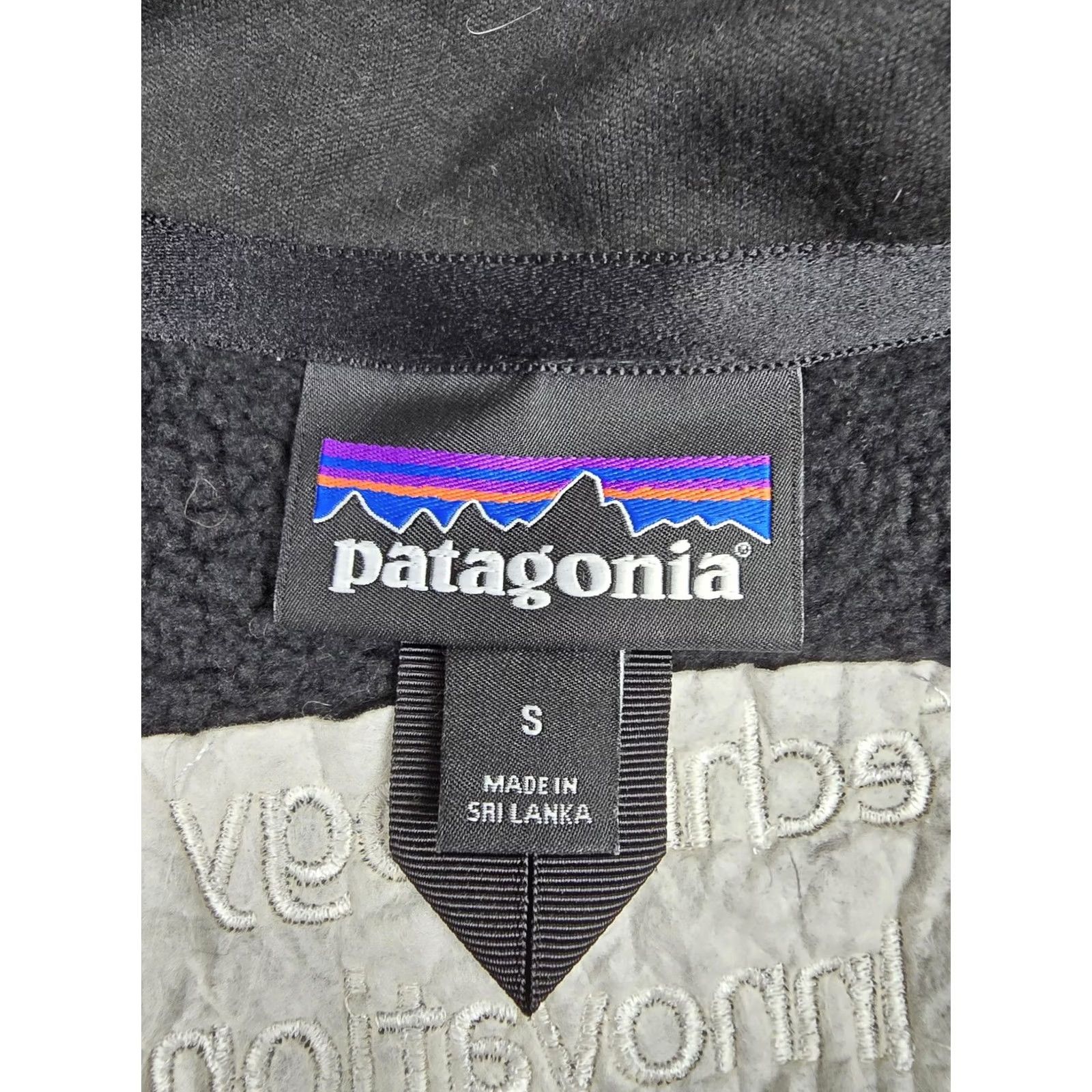 Patagonia Patagonia Vest Mens Small Black Better Sweater Fleece DPR Construction Size US S / EU 44-46 / 1 - 7 Thumbnail