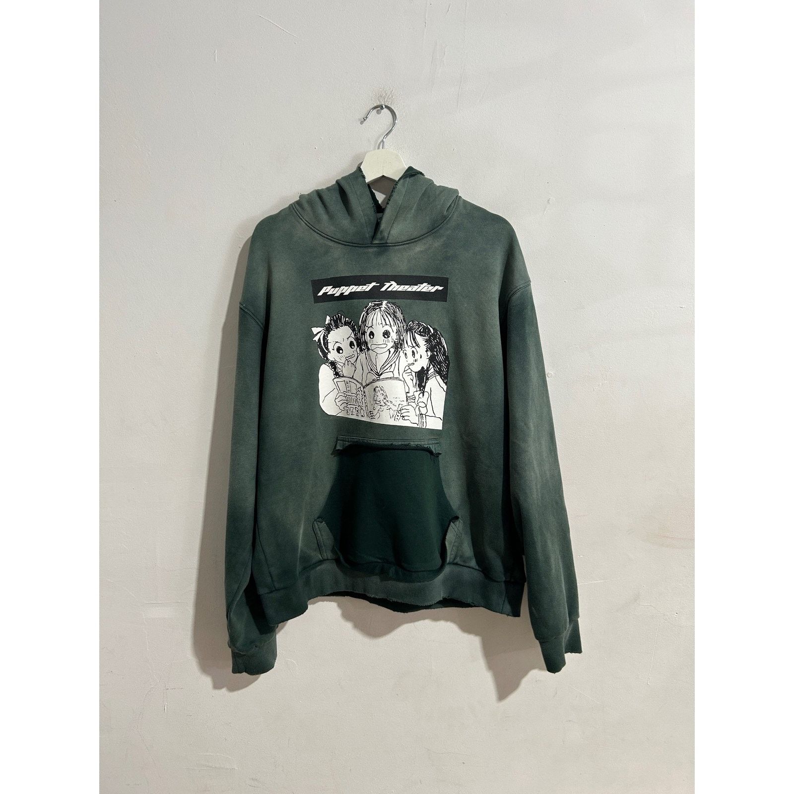 Other PUPPET THEATER NUDIE MAG HOODIE GREEN SIZE LARGE PREOWNED Size US L / EU 52-54 / 3 - 1 Thumbnail