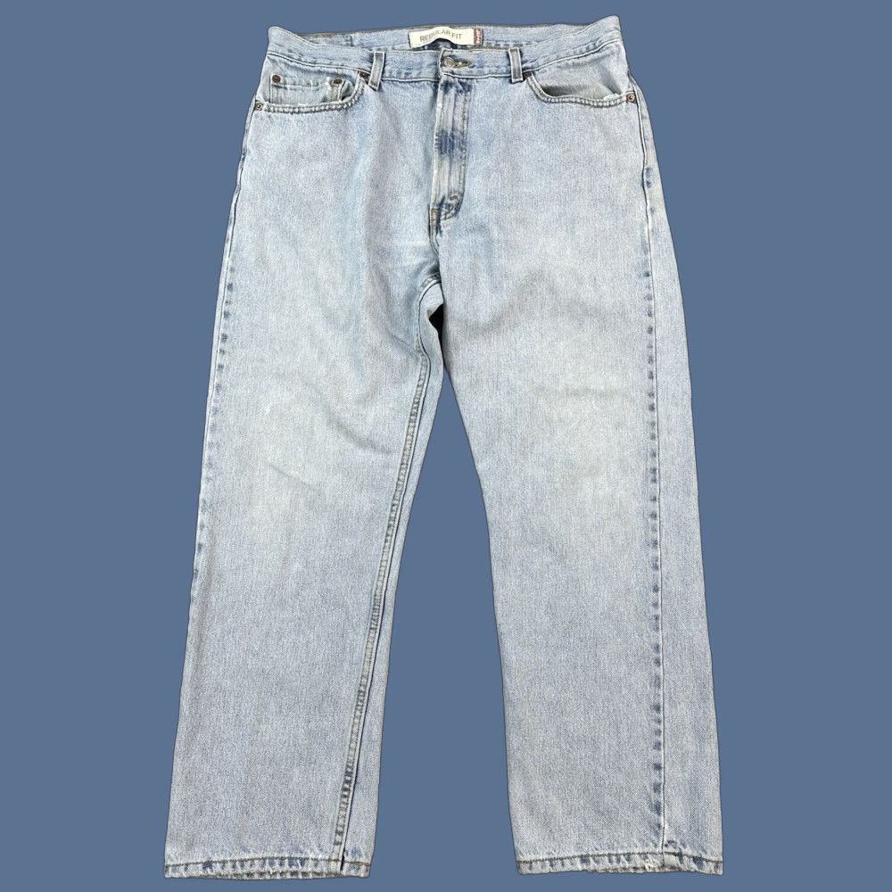 Levi's VINTAGE Levi's 505 Jeans Mens 36x29 Blue Light Wash Denim Regular Fit Skate 90s USA Jeans Mens Size US 36 / EU 52 - 1 Thumbnail