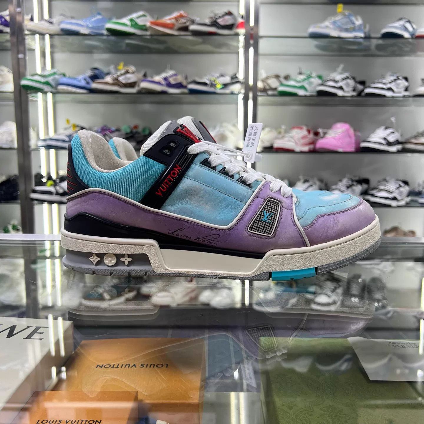 Louis Vuitton Louis Vuitton Trainer Macaron UK8.5 Size US 9 / EU 42 - 2 Thumbnail
