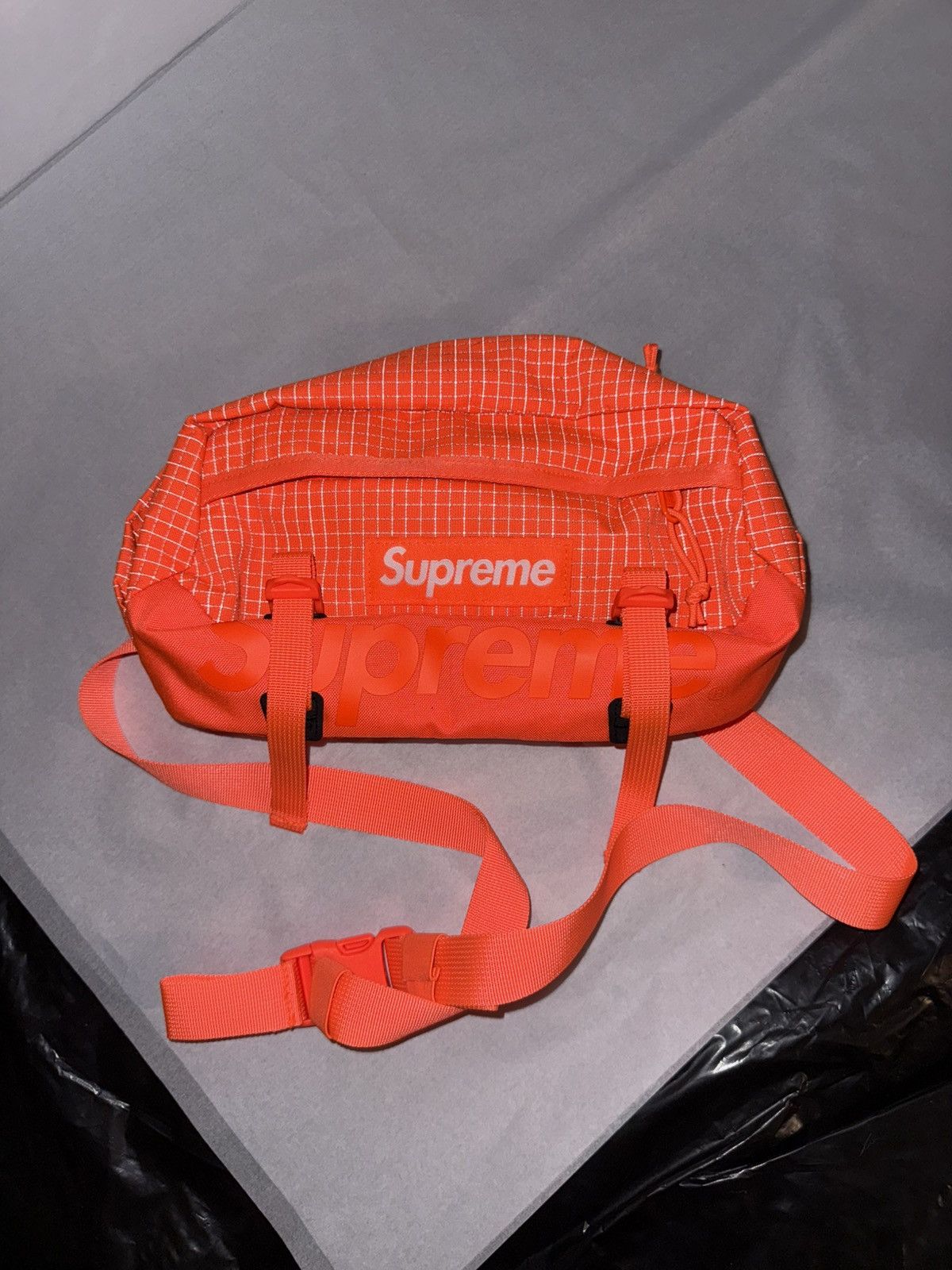 Supreme Supreme SS/24 waist bag orange 3m Size ONE SIZE - 1 Thumbnail