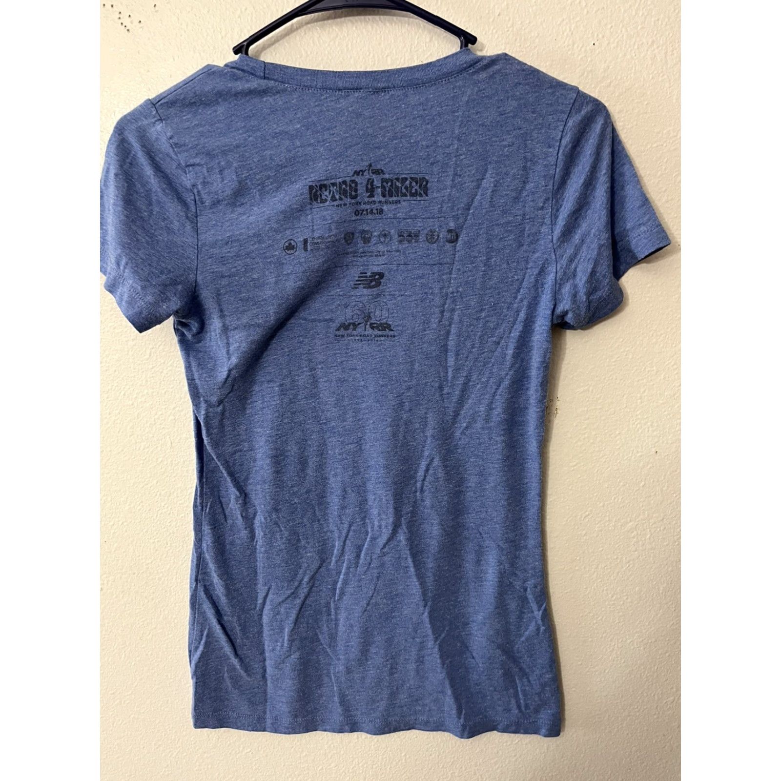 New Balance VINTAGE NYRR New York Road Runners Retro 4 Miler Womens Blue Med TShirt New Balance Shirt Womens M Blue Retro 4 Miler NYRR Size M / US 6-8 / IT 42-44 - 3 Thumbnail