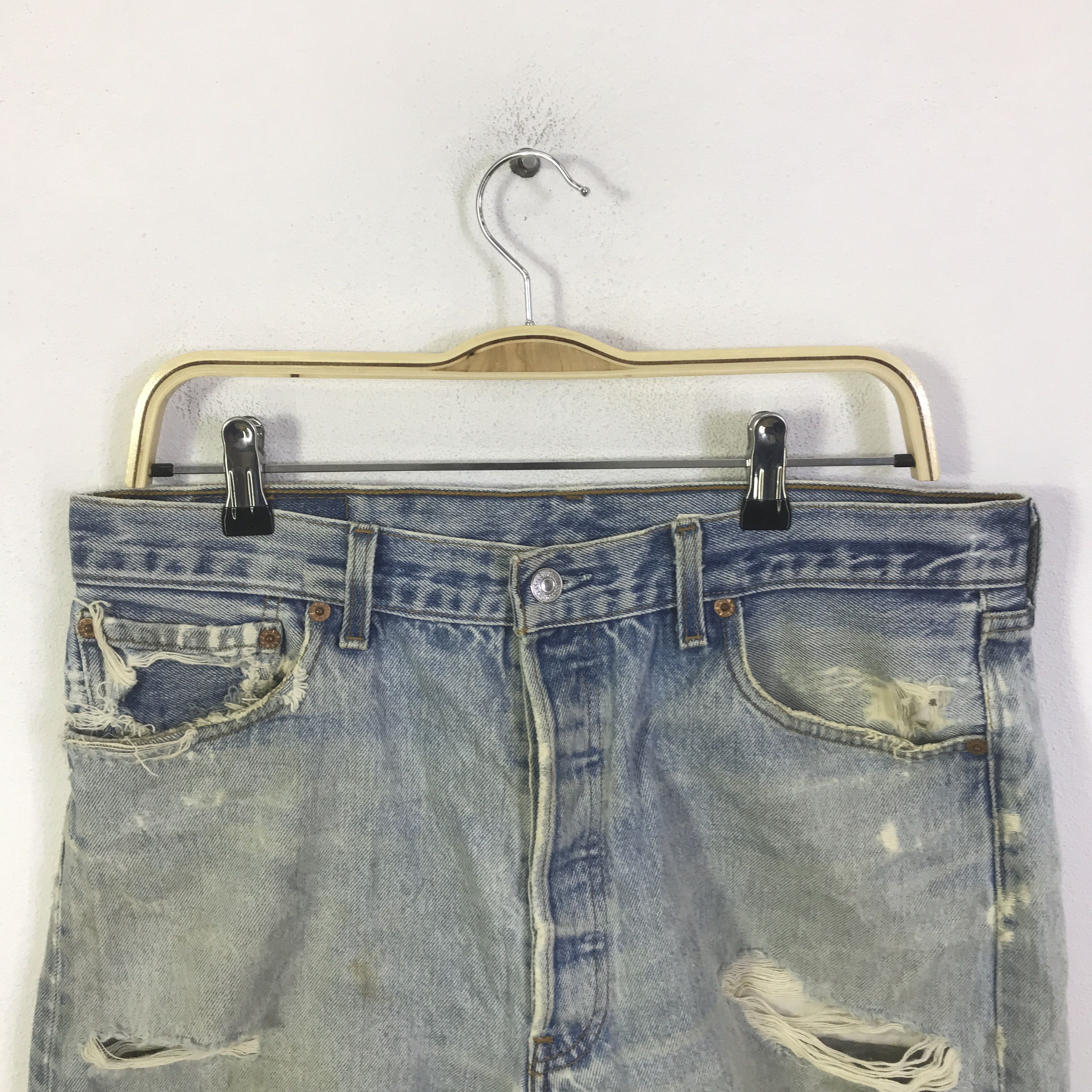 Levi's Vintage Clothing Vintage Levi’s 501 distressed denim shorts K130B9 Size US 30 / EU 46 - 2 Thumbnail