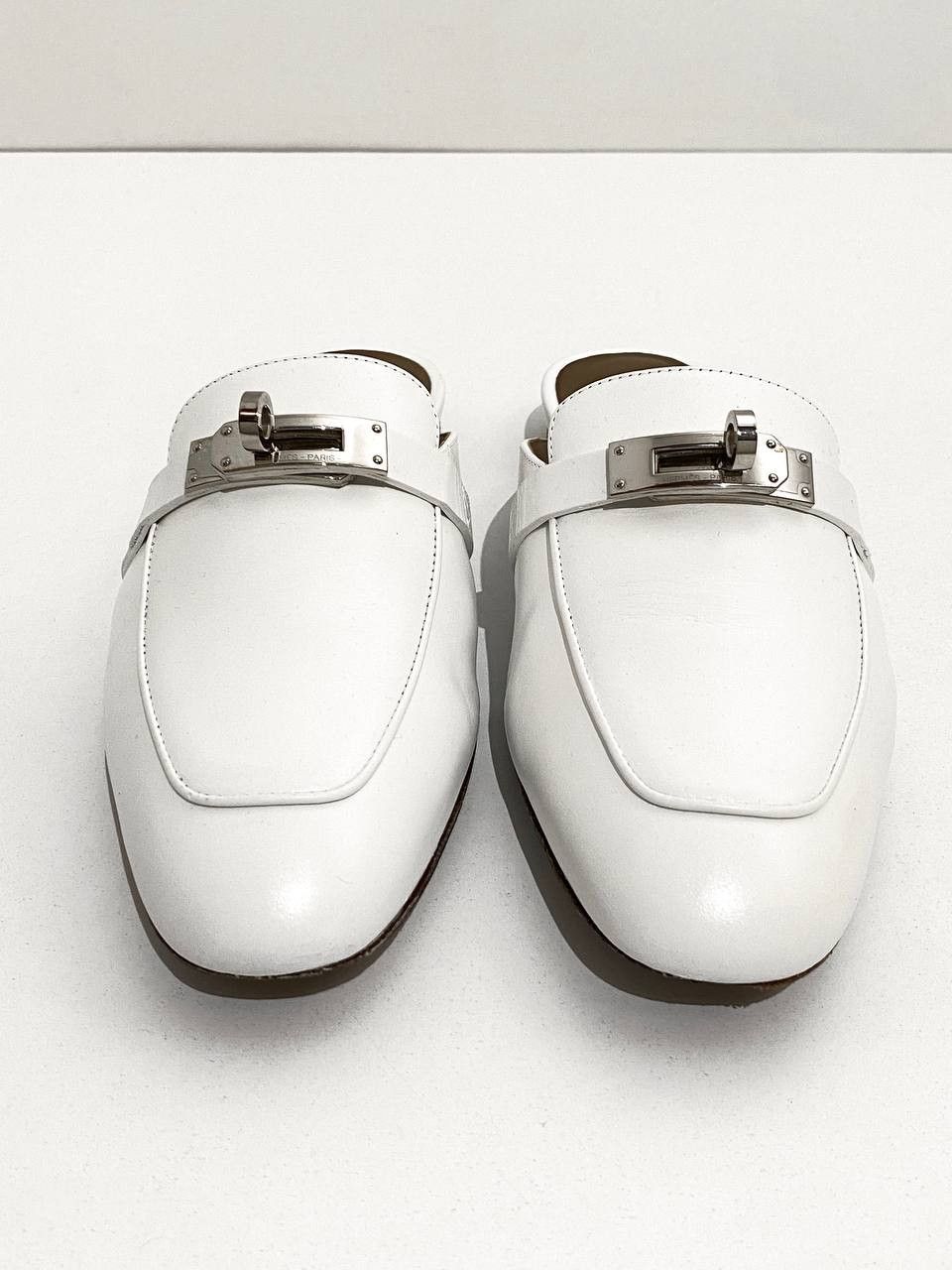 Hermes Hermes Kelly Buckle Logo White Leather Oz Flat Mules Shoes Size US 5 / IT 35 - 13 Thumbnail