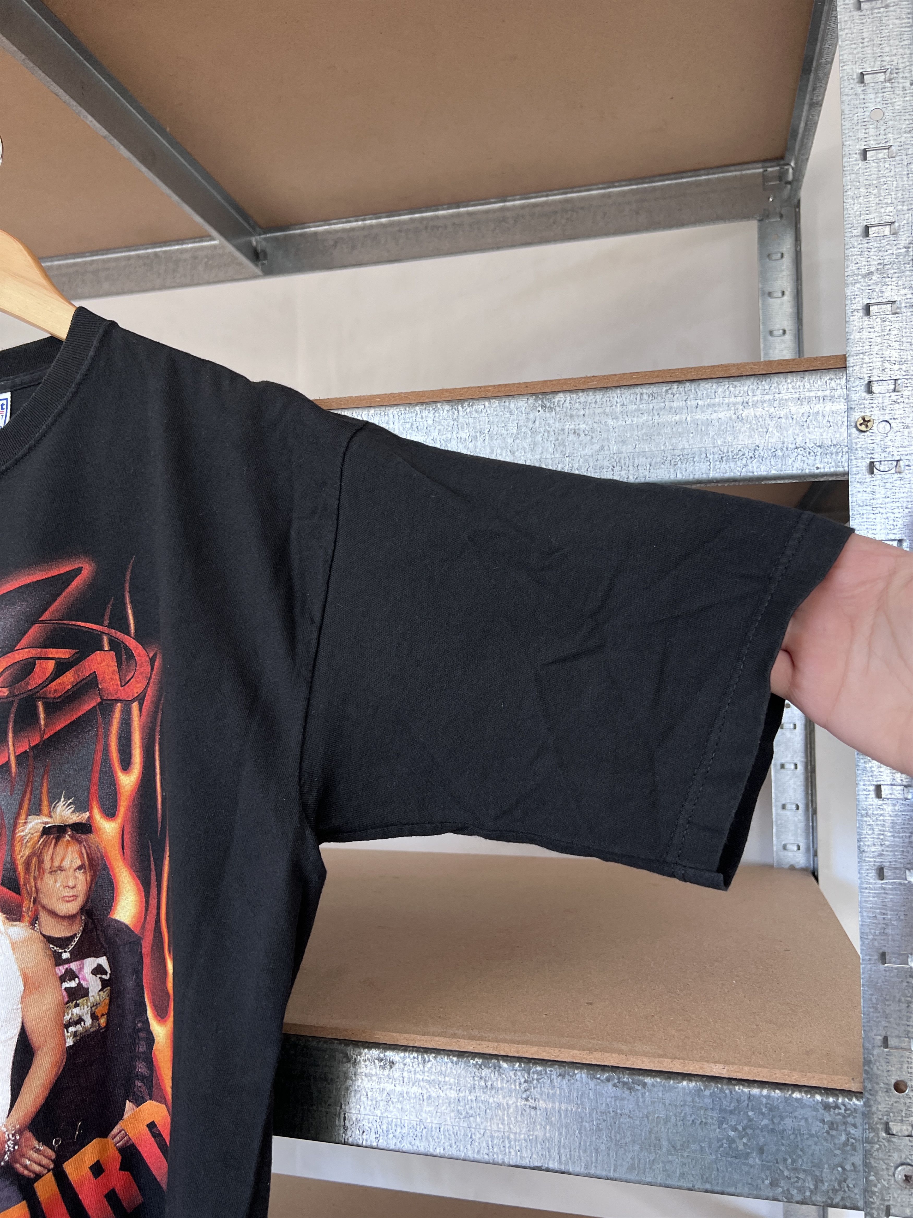 Band Tees Vintage 2002 Poison rock band tour T-shirt Size US L / EU 52-54 / 3 - 8 Thumbnail