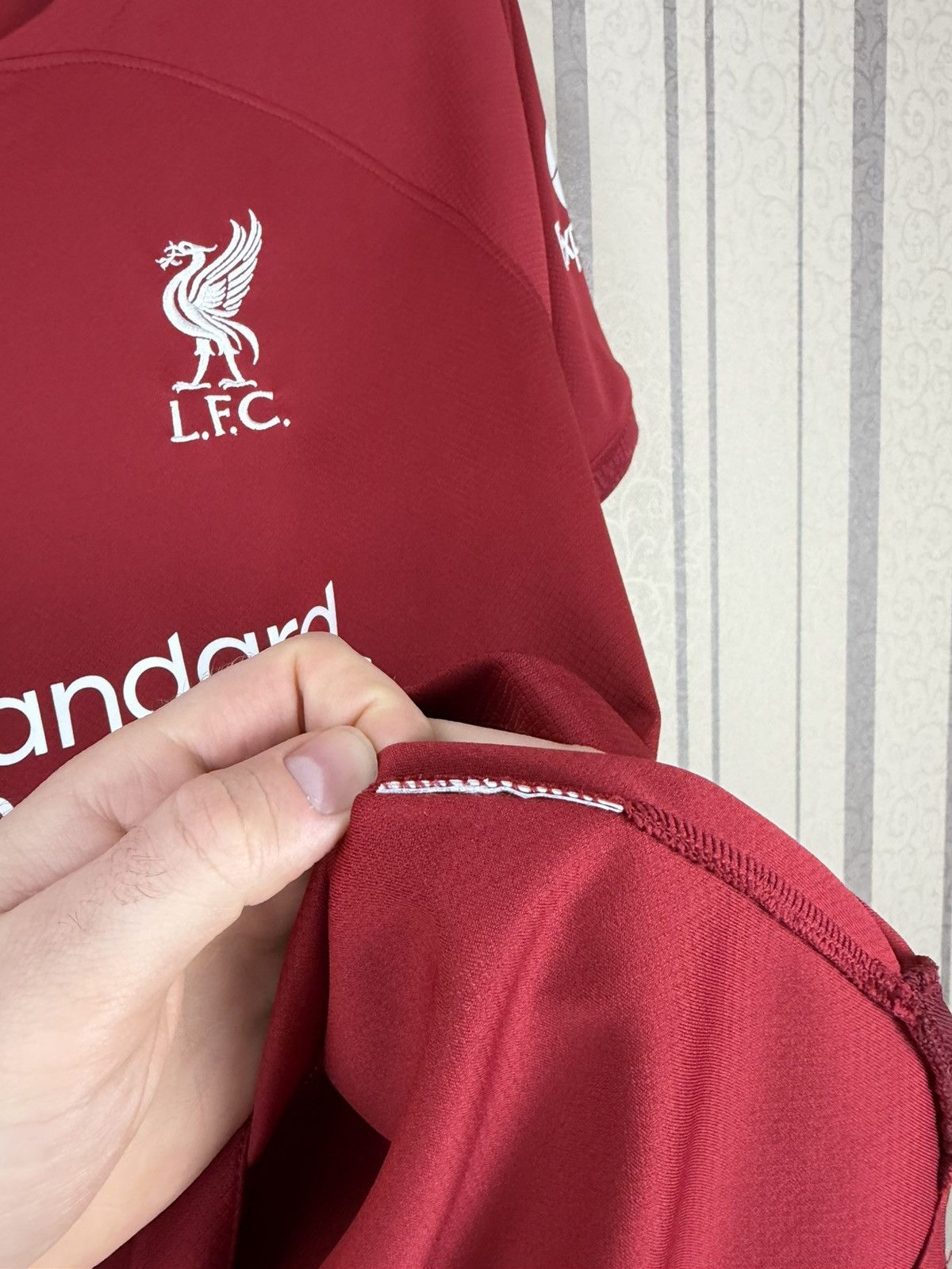 Nike Nike liverpool Jersey Size US M / EU 48-50 / 2 - 11 Thumbnail