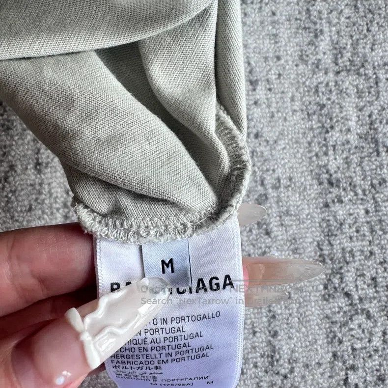 Balenciaga Balenciaga Beige cola short sleeves Size US M / EU 48-50 / 2 - 4 Thumbnail