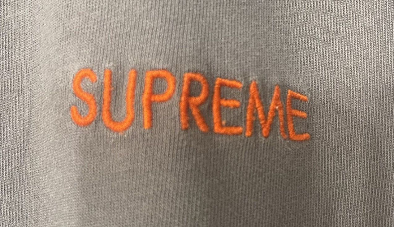 Supreme SUPREME ORANGE STITCH S/S GREY SIZE LARGE Size US L / EU 52-54 / 3 - 3 Thumbnail