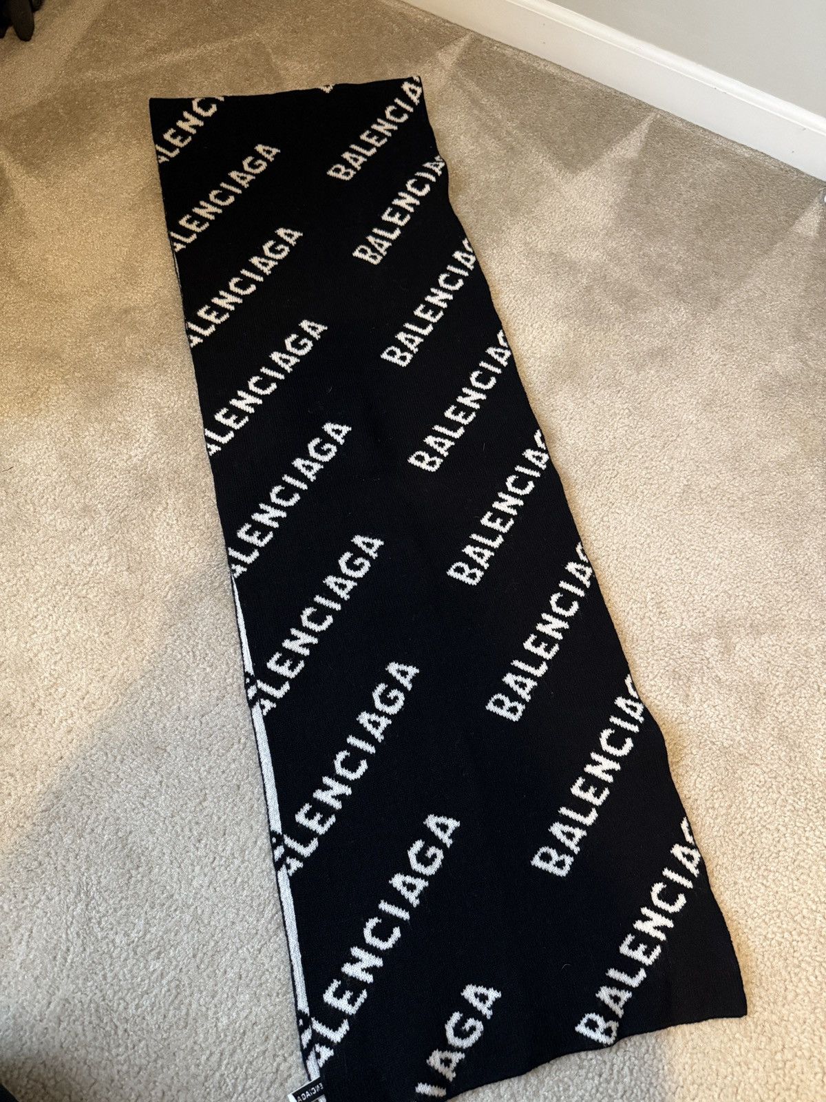 Balenciaga Balenciaga logo scarf Size ONE SIZE - 1 Thumbnail