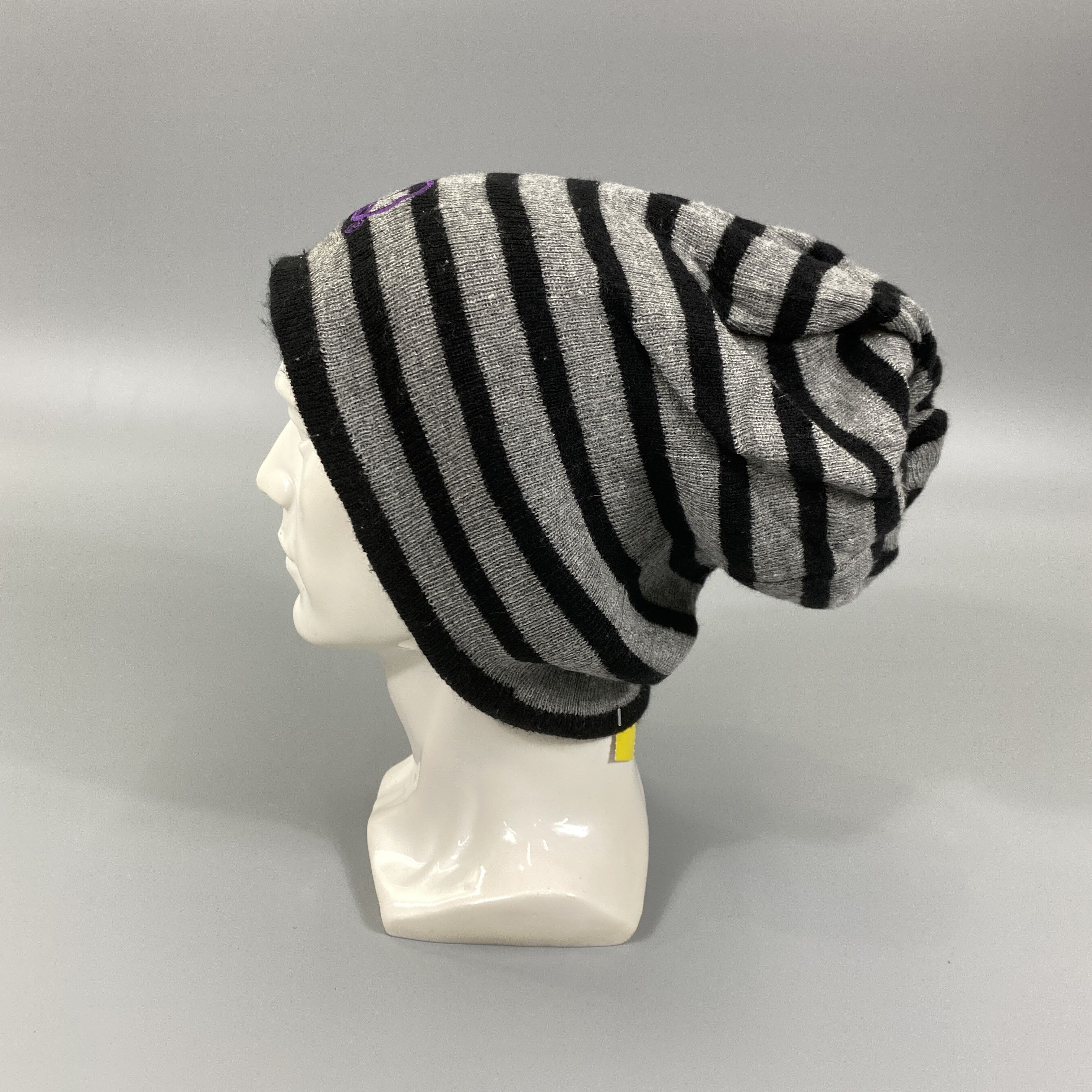 Japanese Brand Peace Project Double Sided Beanie -BN746 Size ONE SIZE - 8 Thumbnail