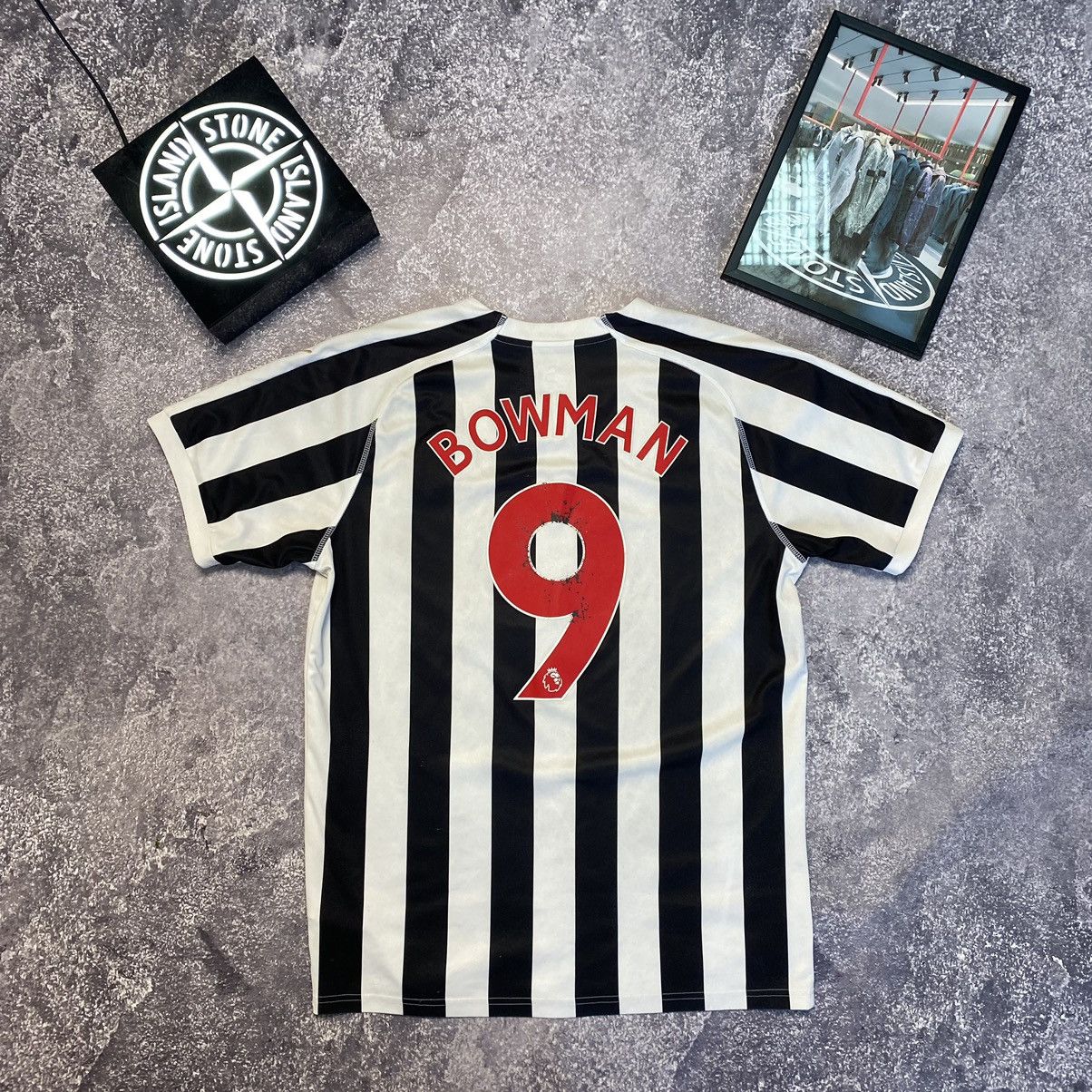 Puma Vintage Puma FC Newcastle Bowman Player football jersey Size US L / EU 52-54 / 3 - 4 Thumbnail
