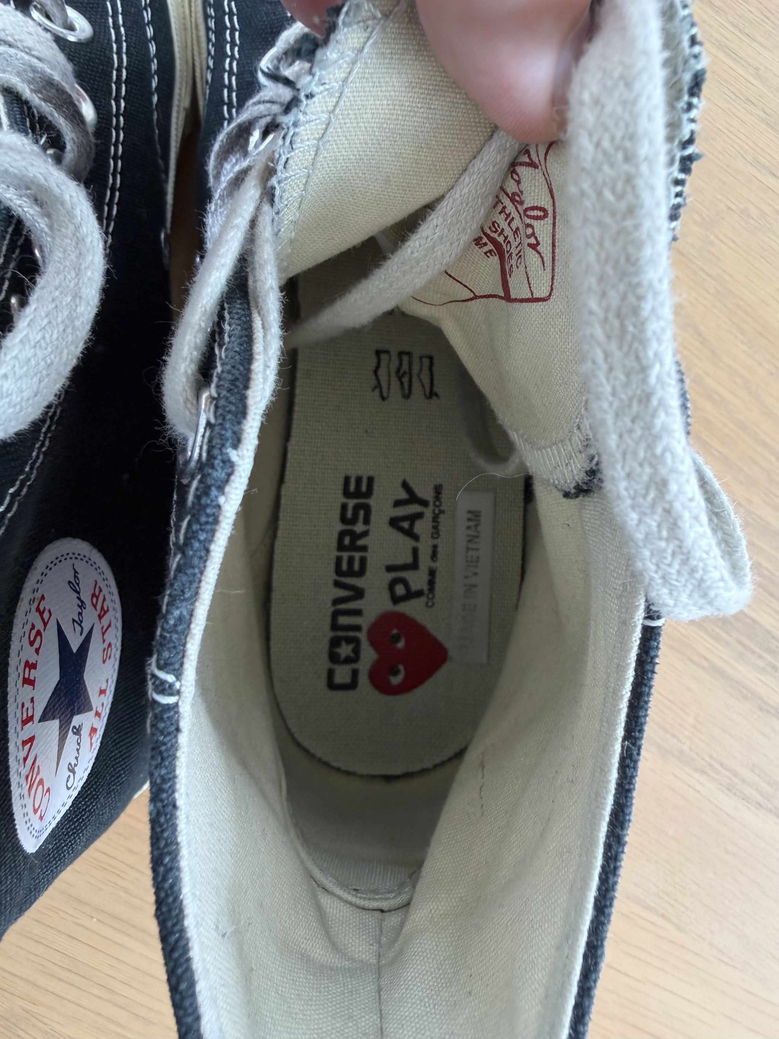 Comme des Garcons PLAY × Converse Comme des Garçons PLAY x Converse (Black) Men’s Size 8 Size US 8 / EU 41 - 4 Thumbnail